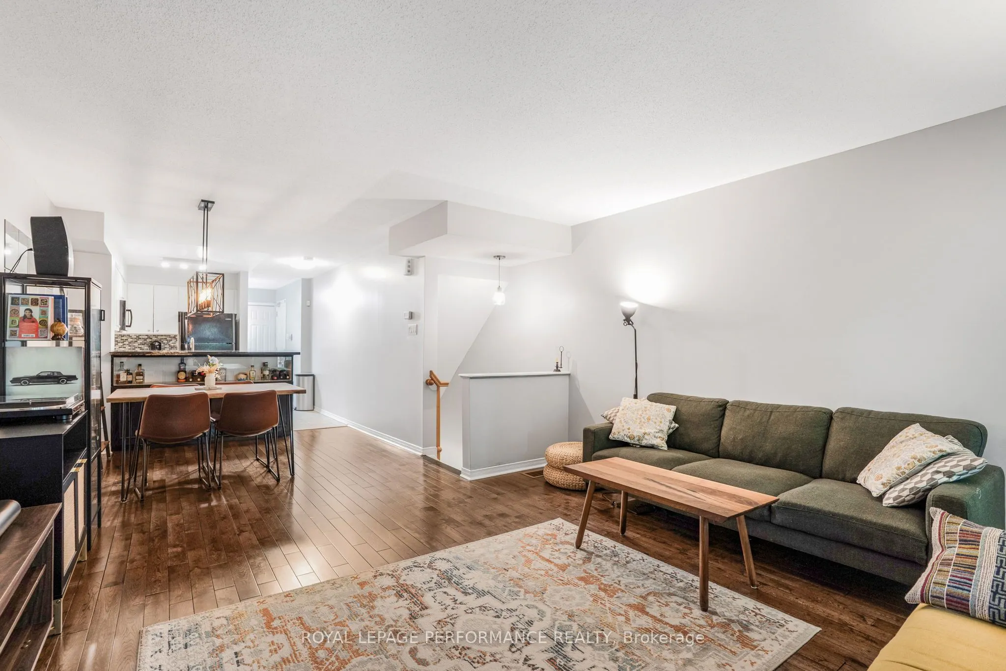 55 Steele Park Private