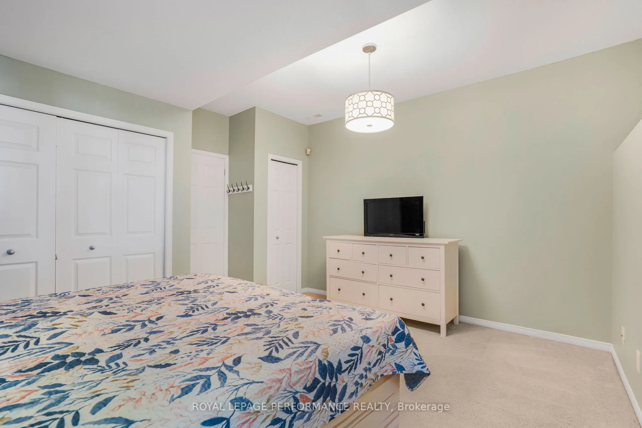 55 Steele Park Private