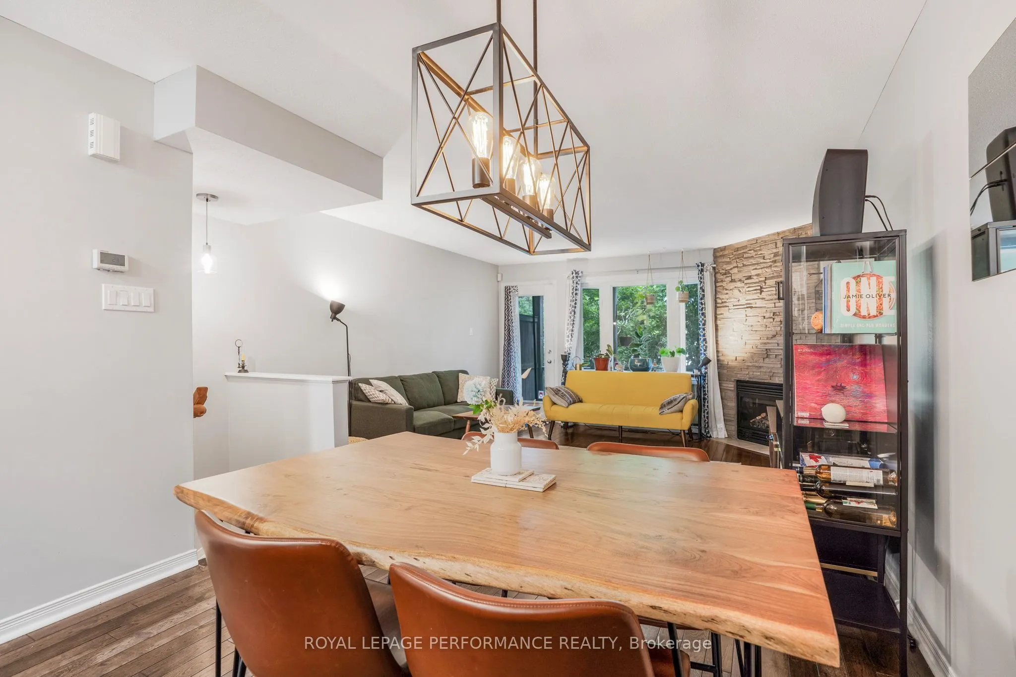 55 Steele Park Private