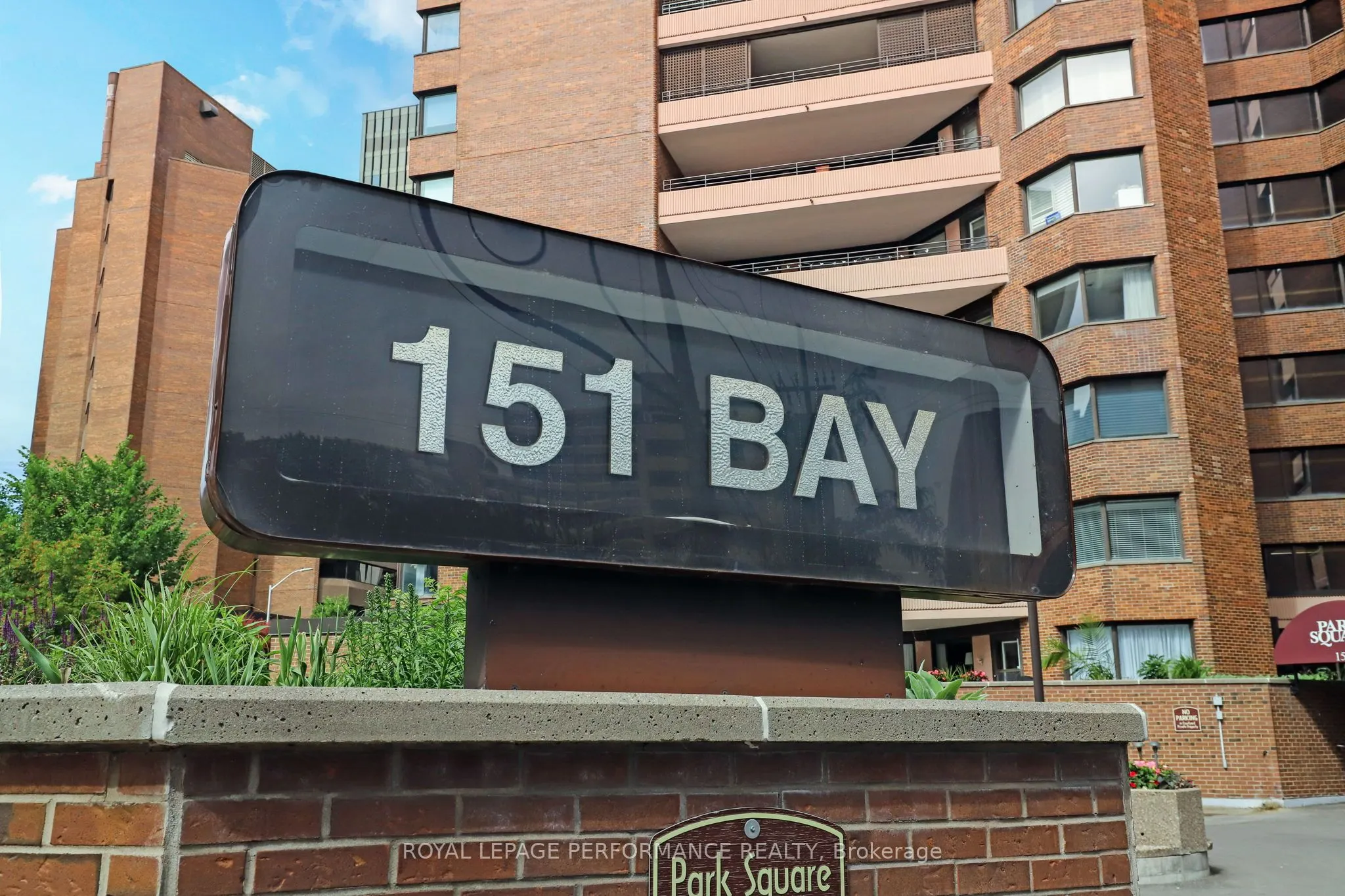 151 Bay Street, #802