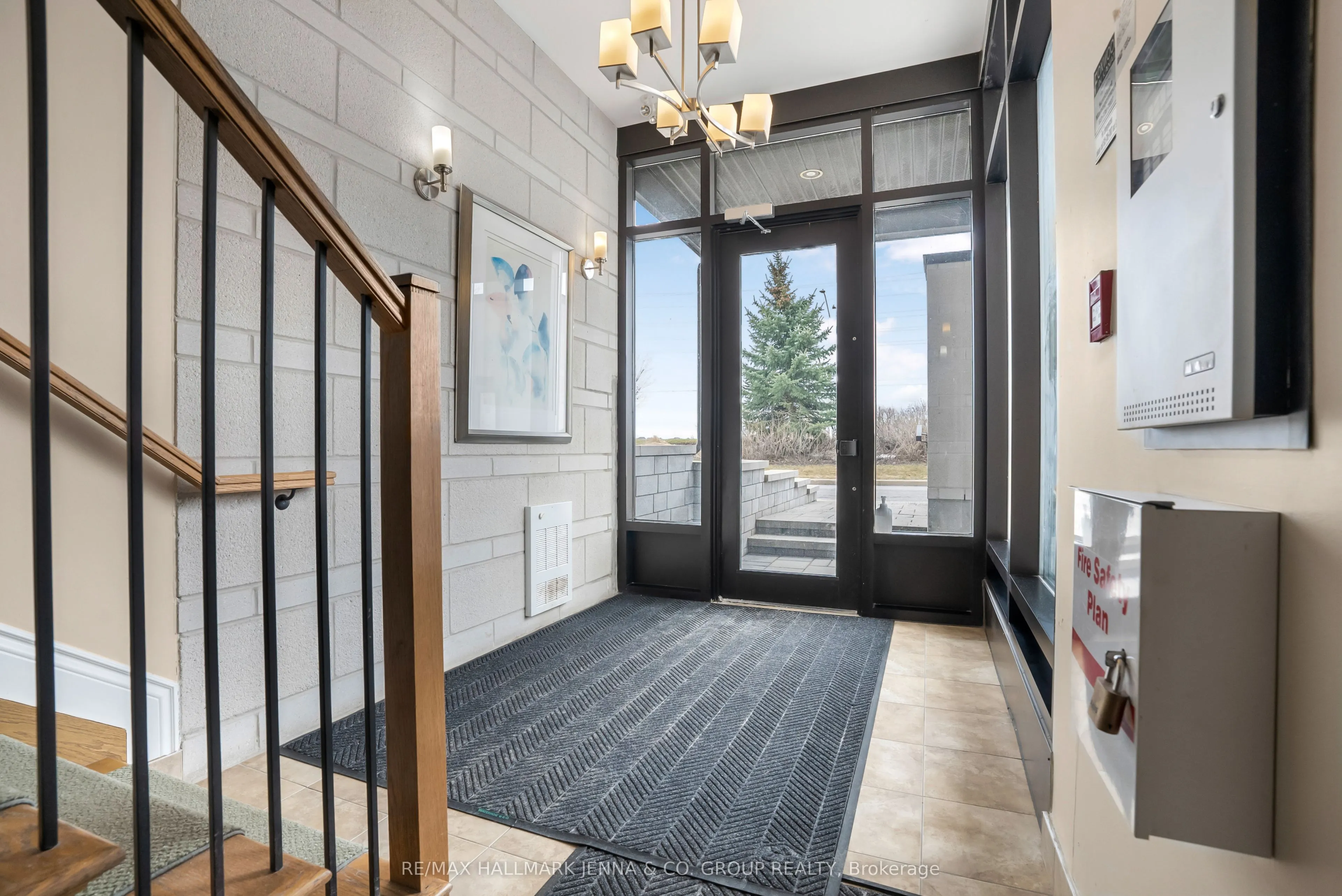 140 Guelph Private