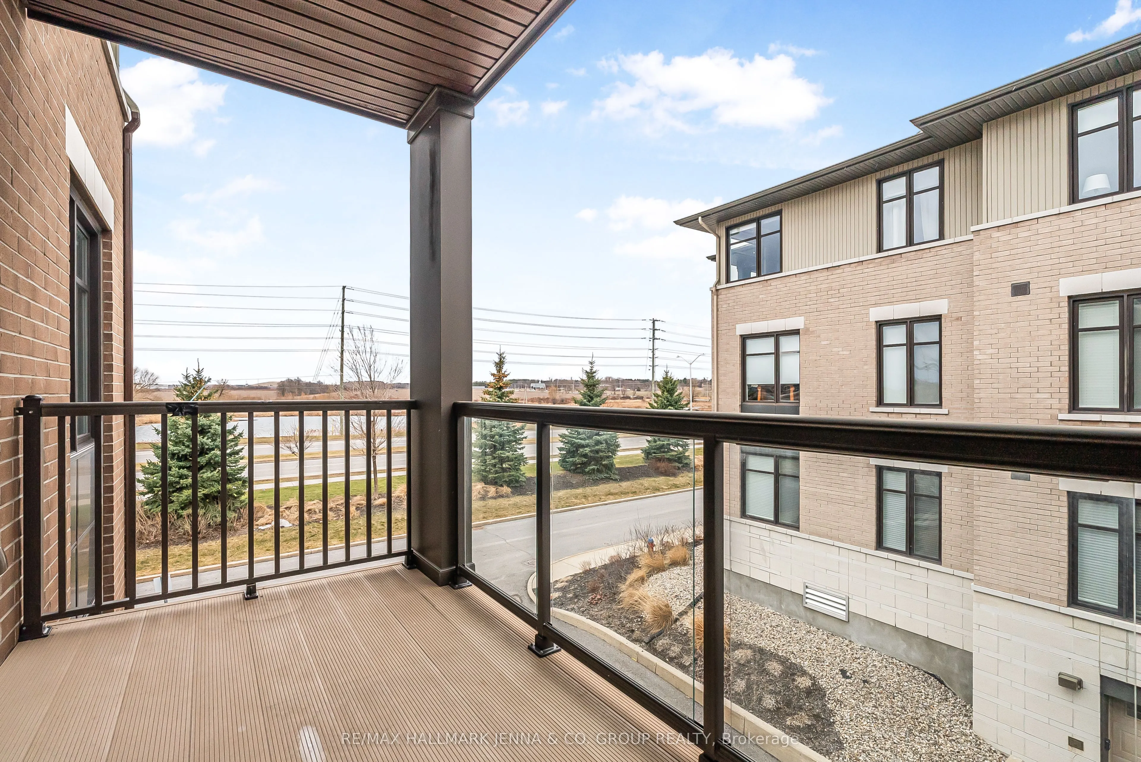 140 Guelph Private