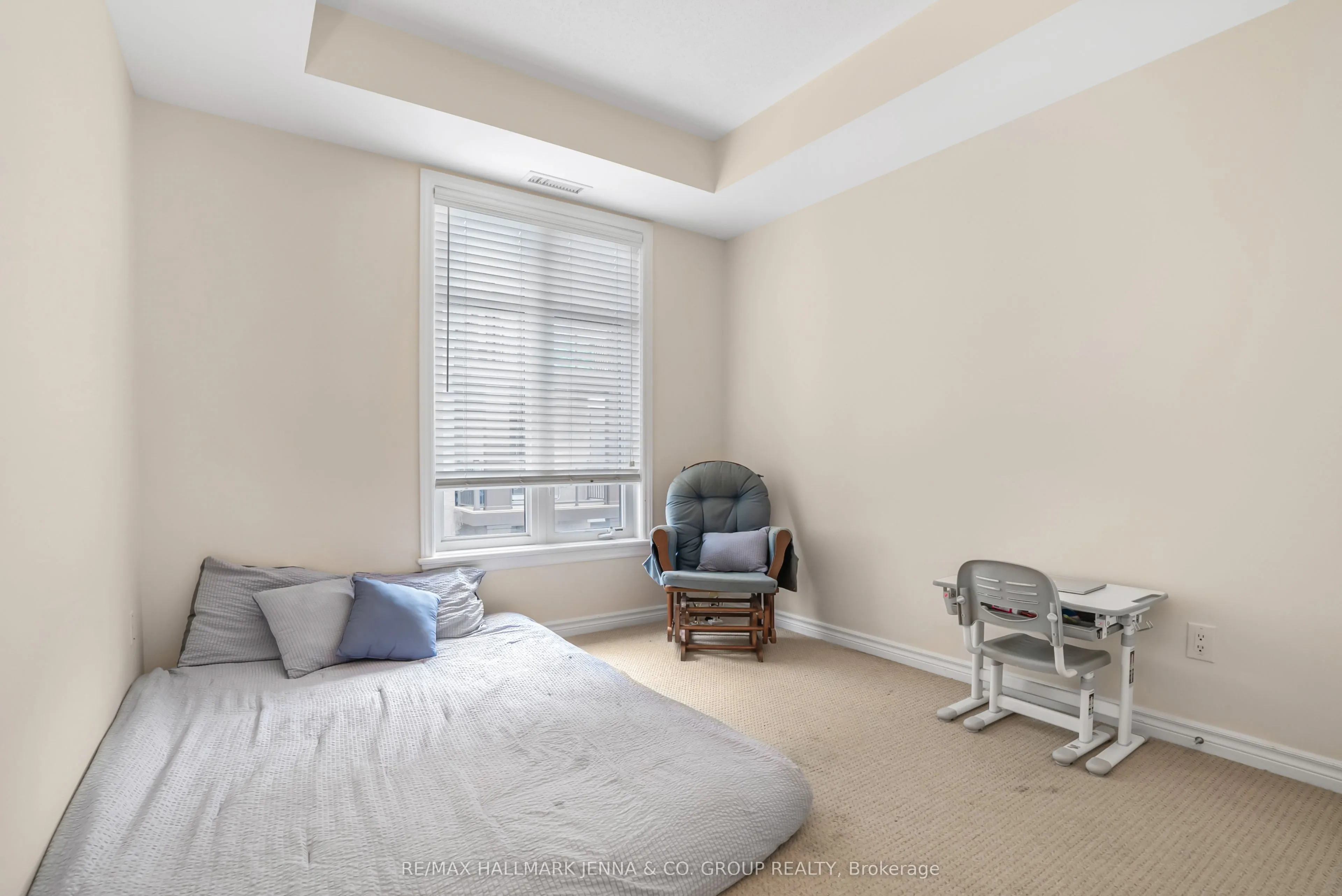 140 Guelph Private