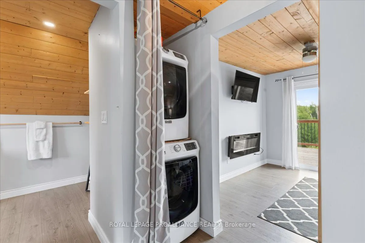 11251B Highway 41