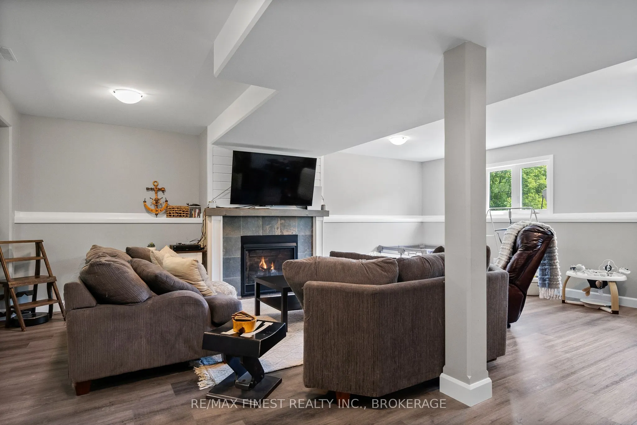 1524 Lake Road
