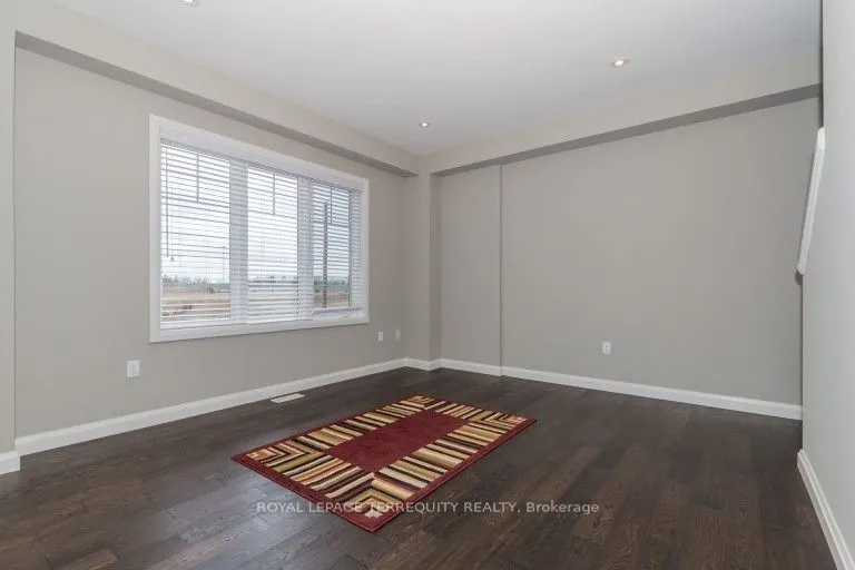 7 EGLESTON Lane