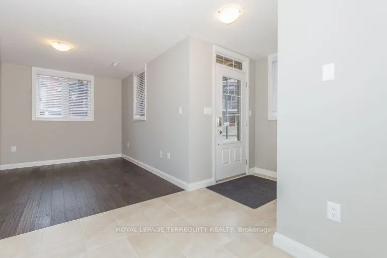 7 EGLESTON Lane