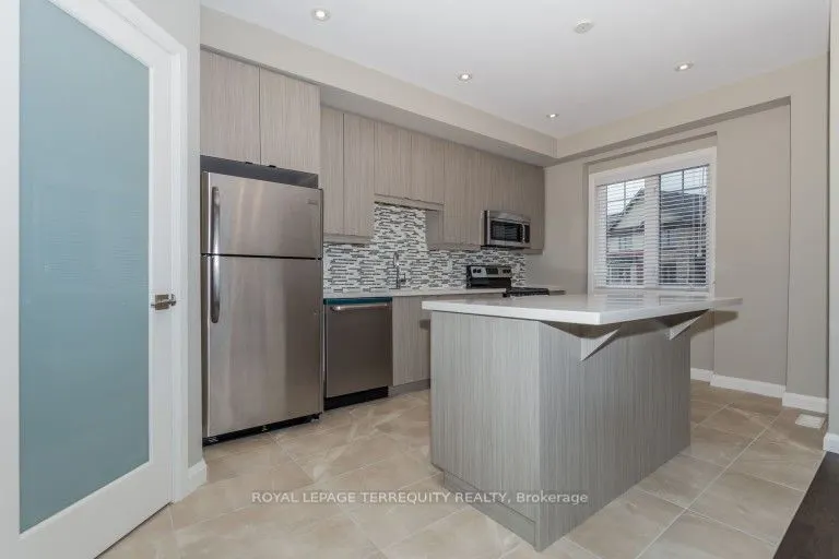 7 EGLESTON Lane