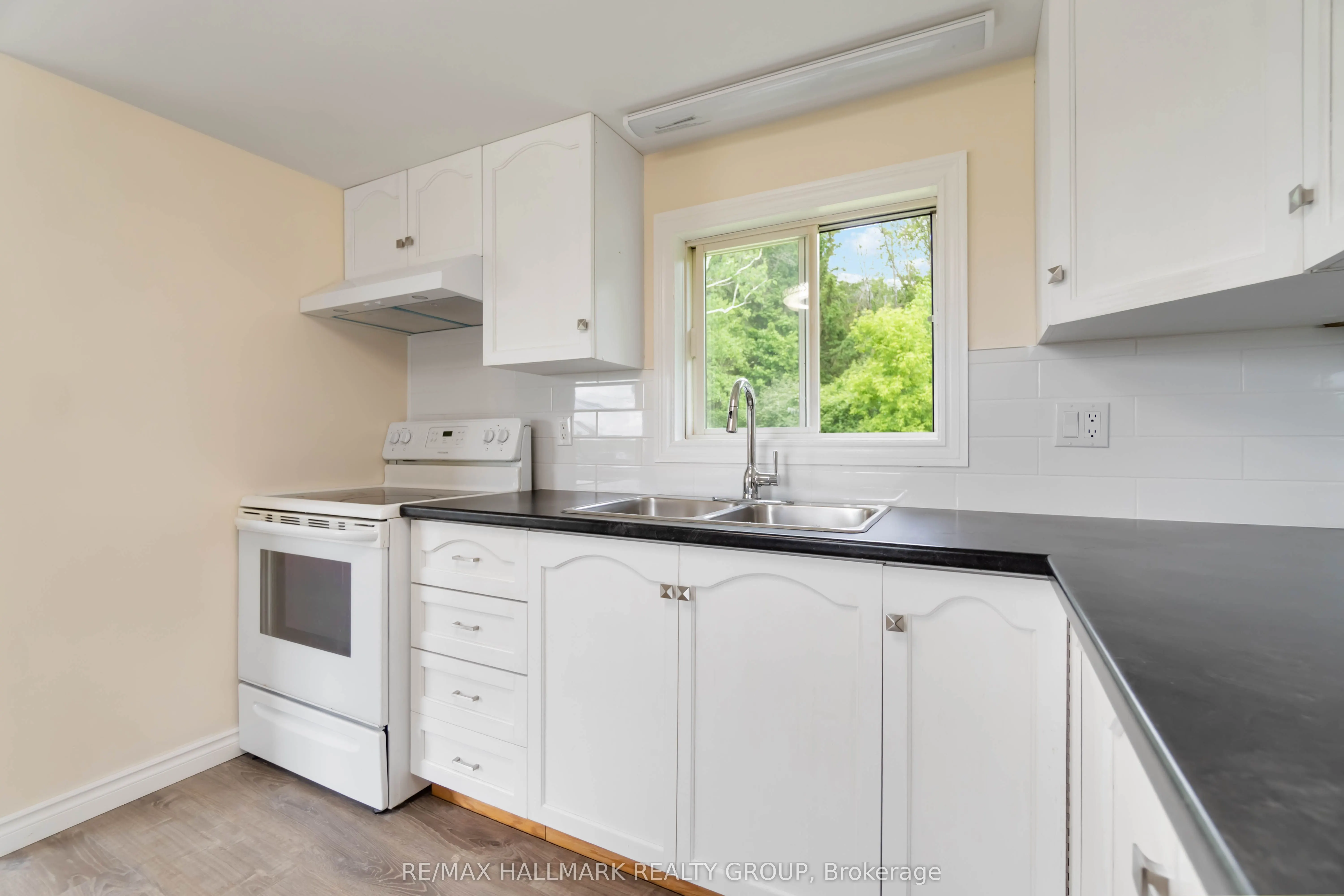 10913 Stampville Road