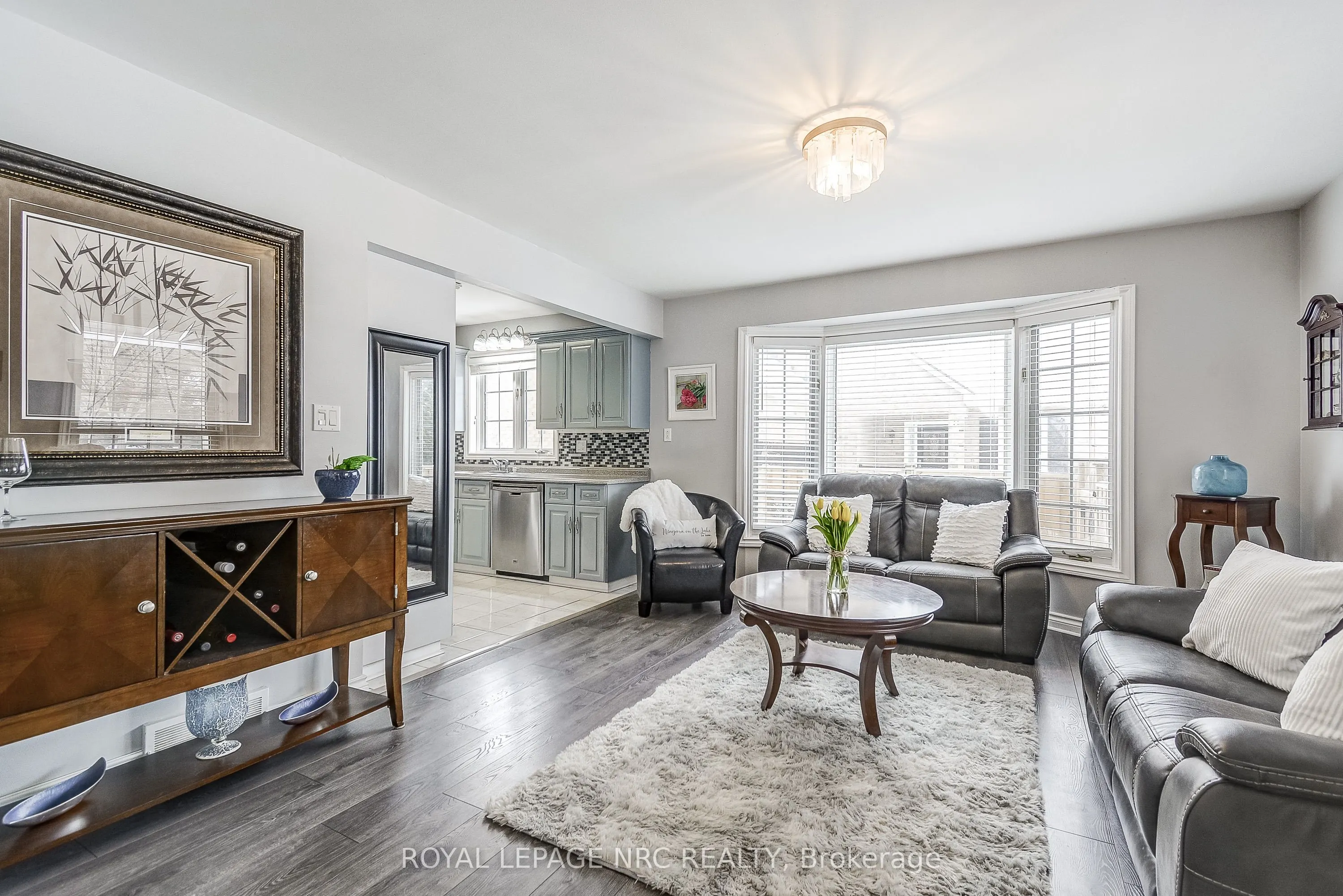 32 The Promenade Road
