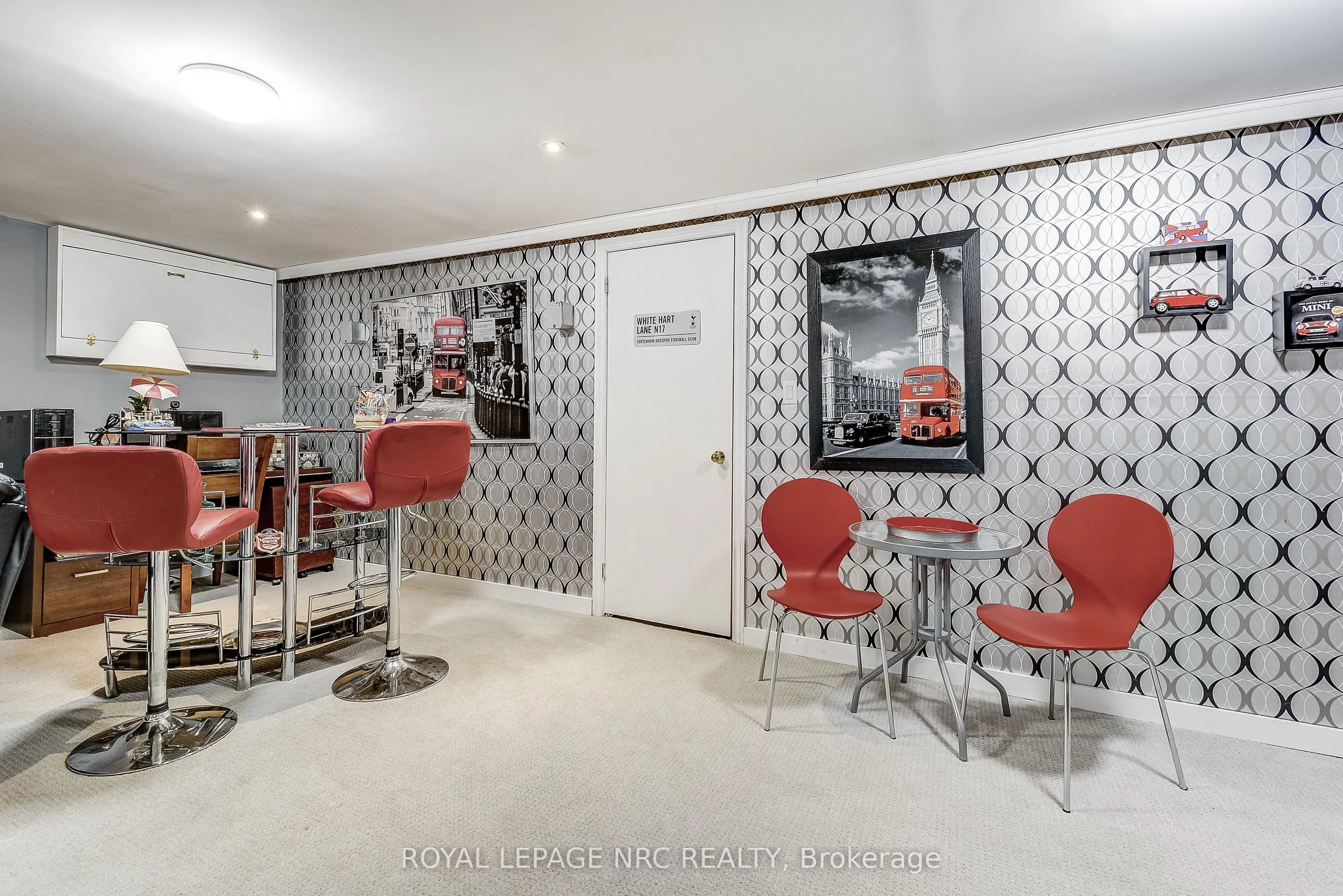 32 The Promenade Road