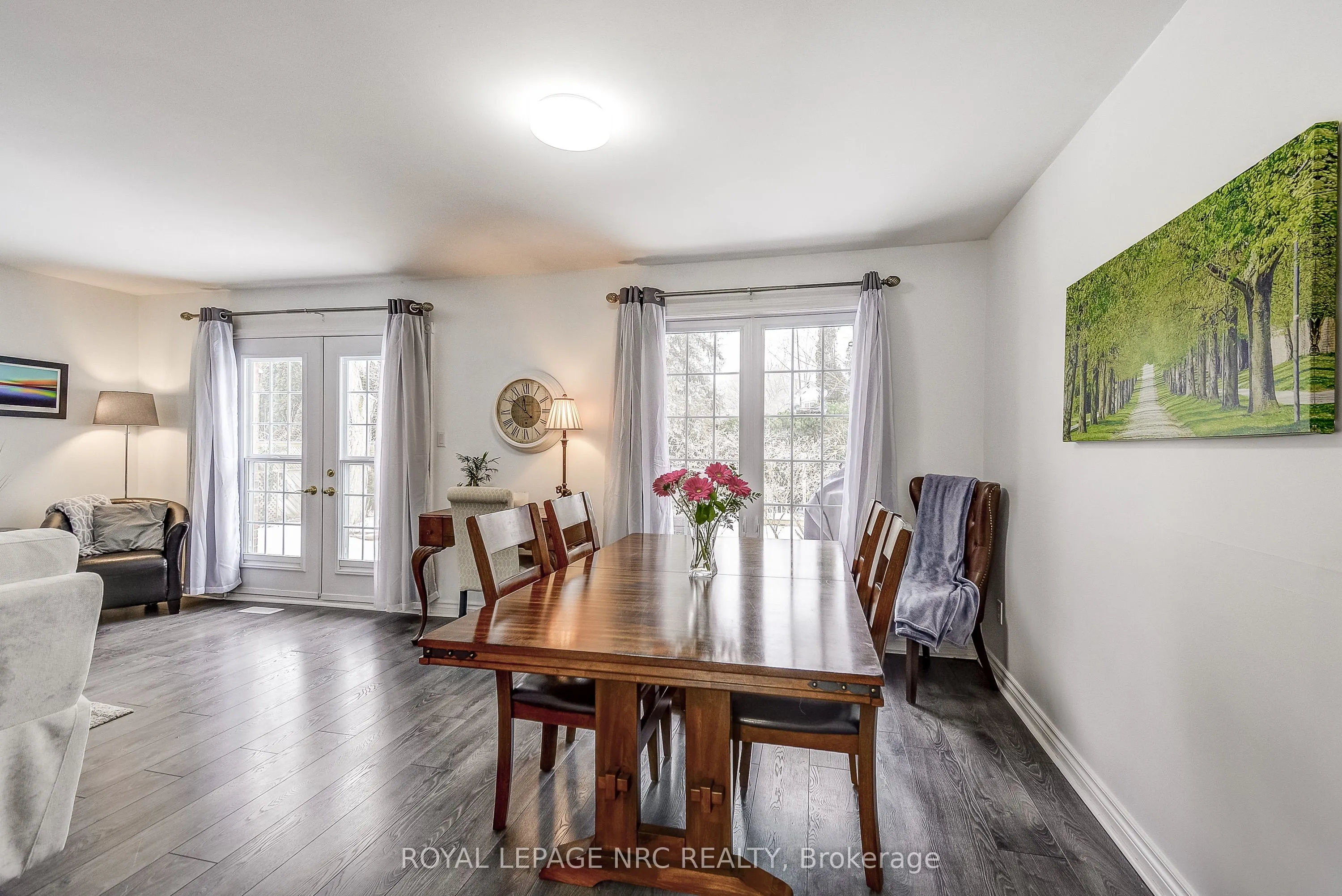 32 The Promenade Road