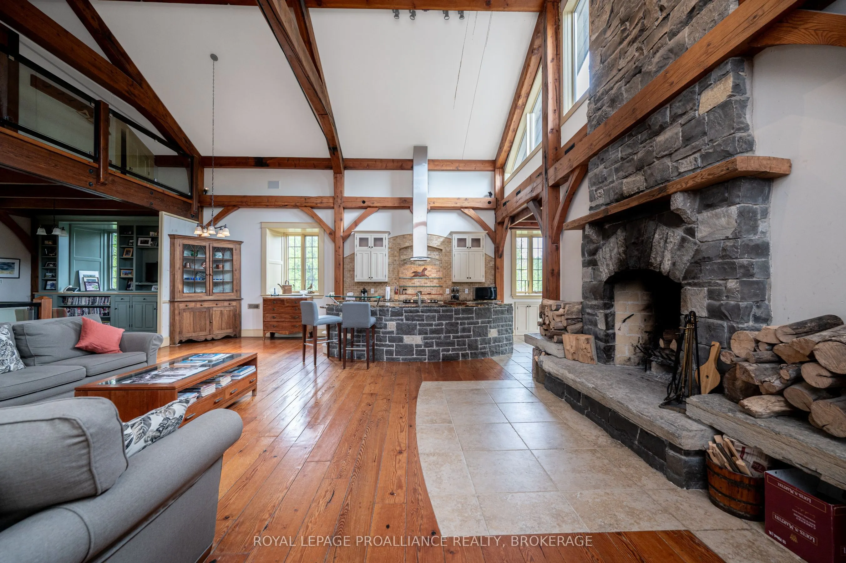 46 Concession Street S