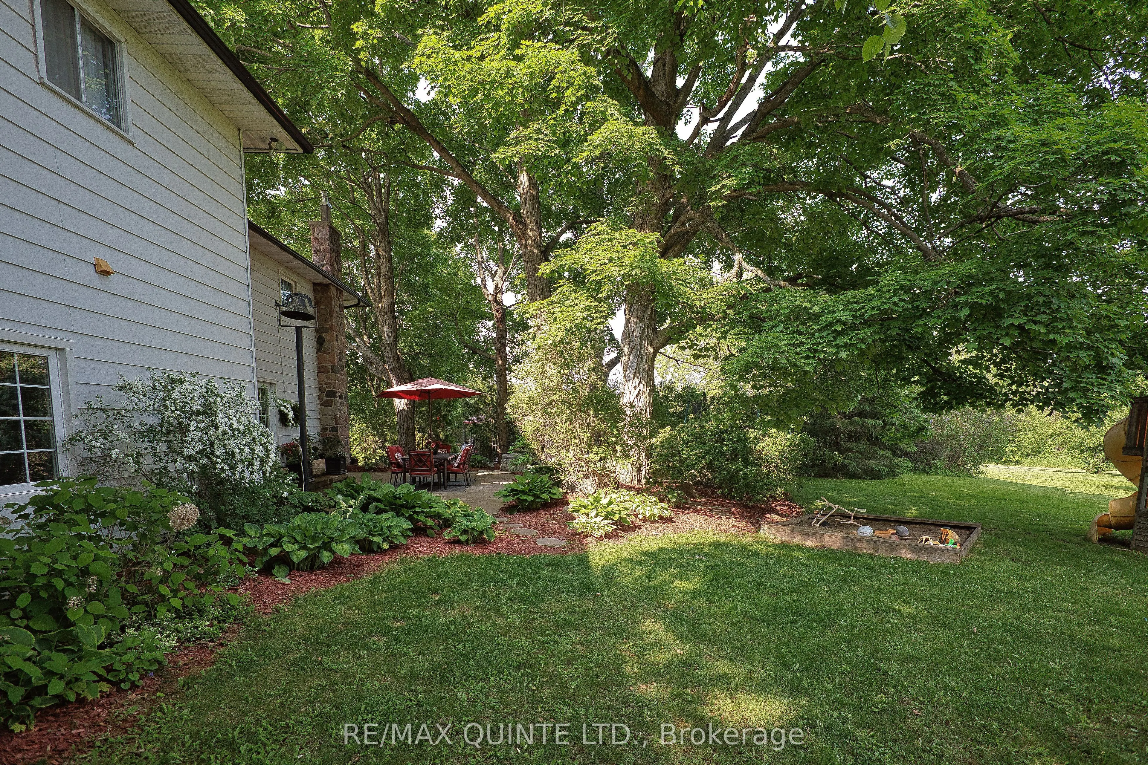 548 Lorna Lane