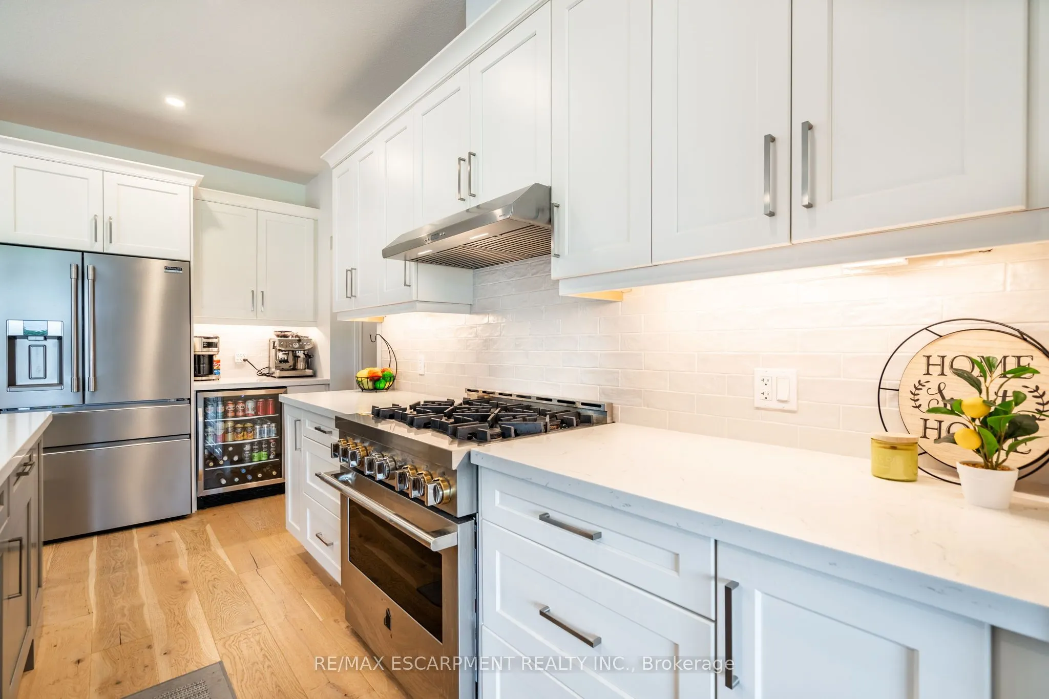 16 Whiting Drive