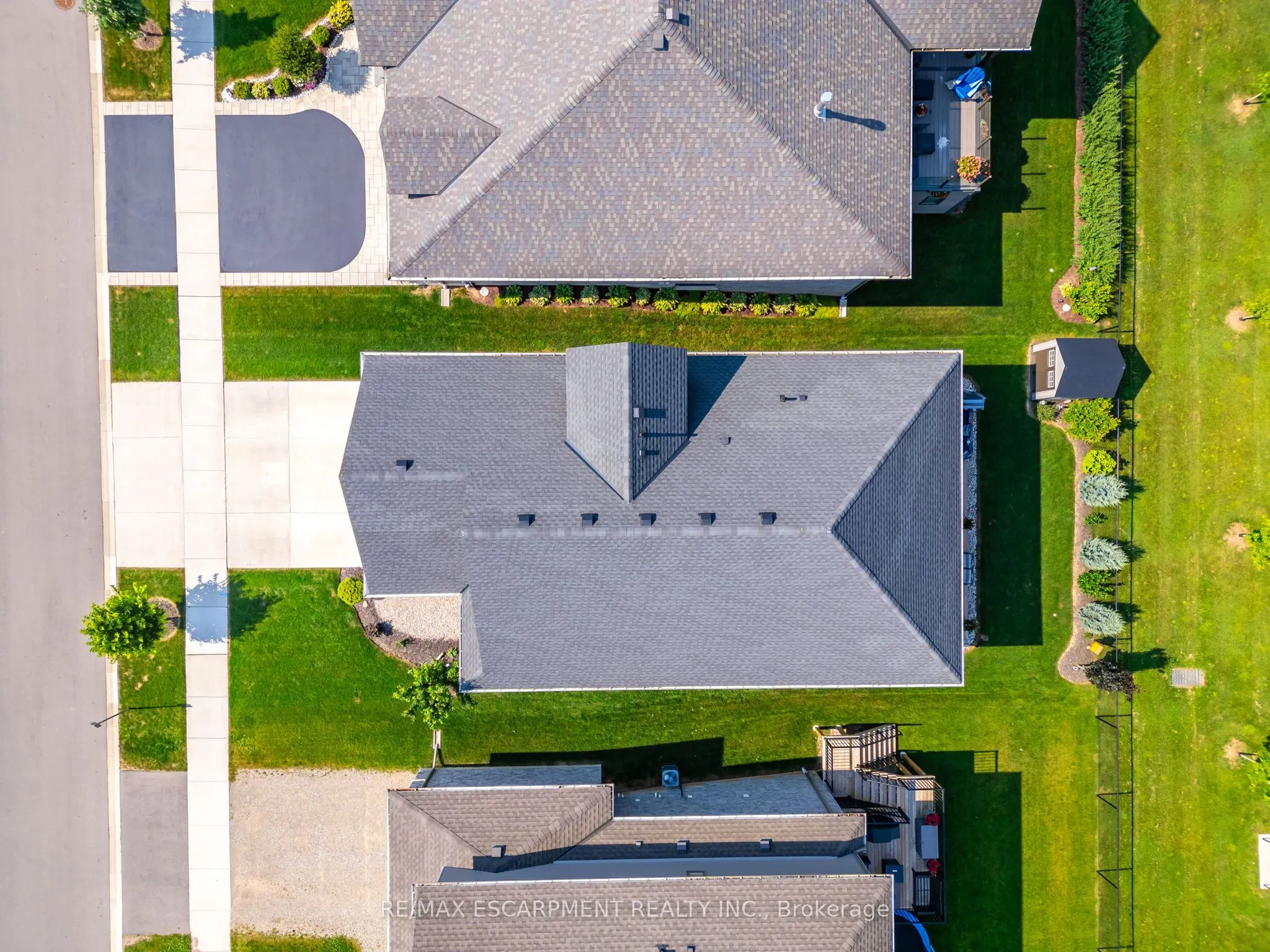 16 Whiting Drive