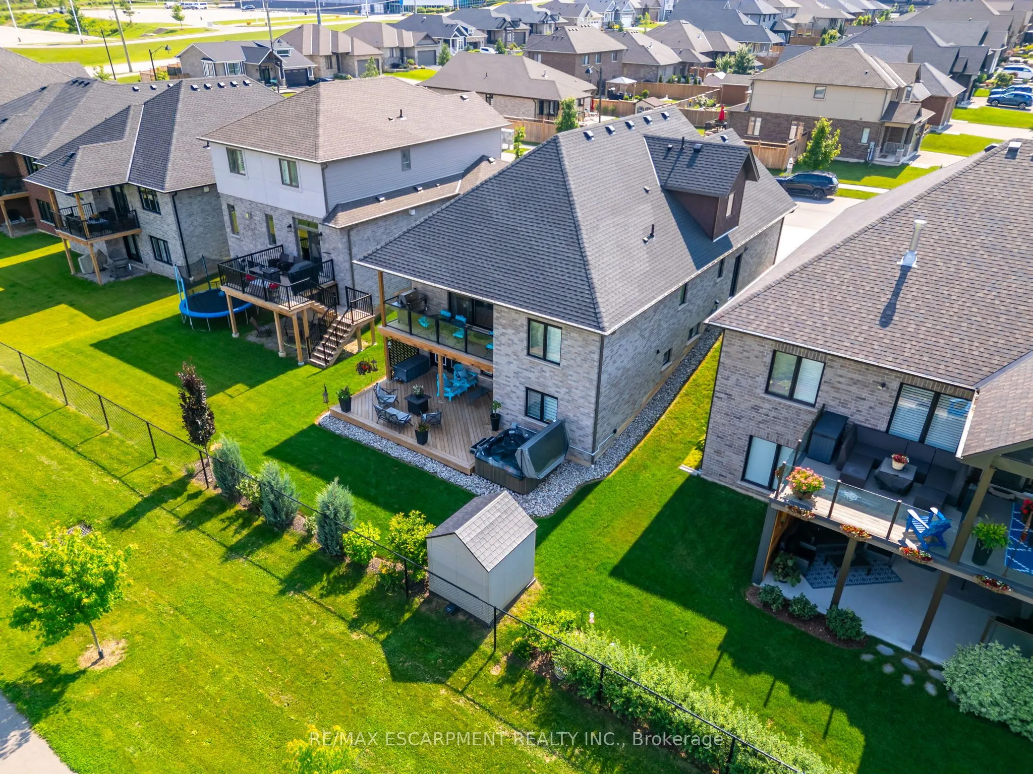 16 Whiting Drive