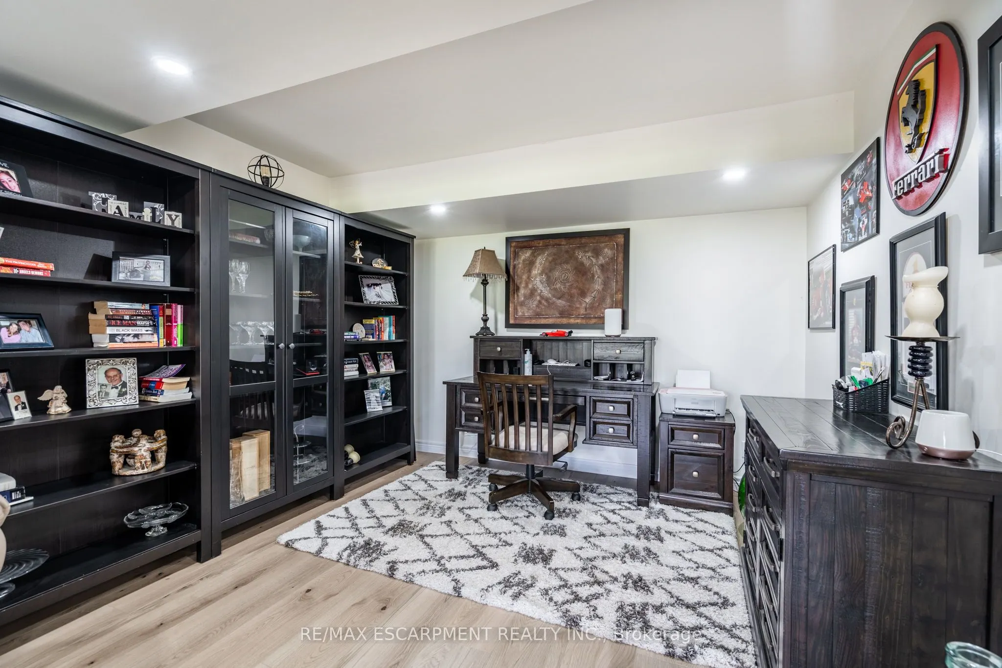 16 Whiting Drive