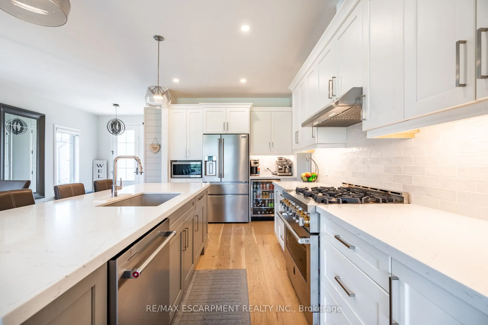 16 Whiting Drive