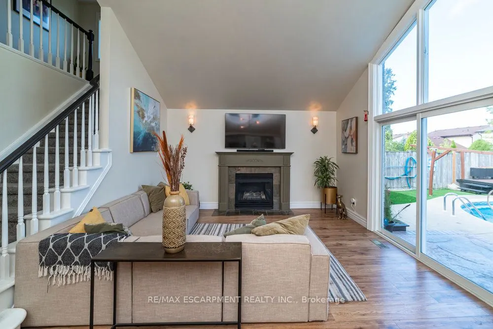 9 Bing Crescent