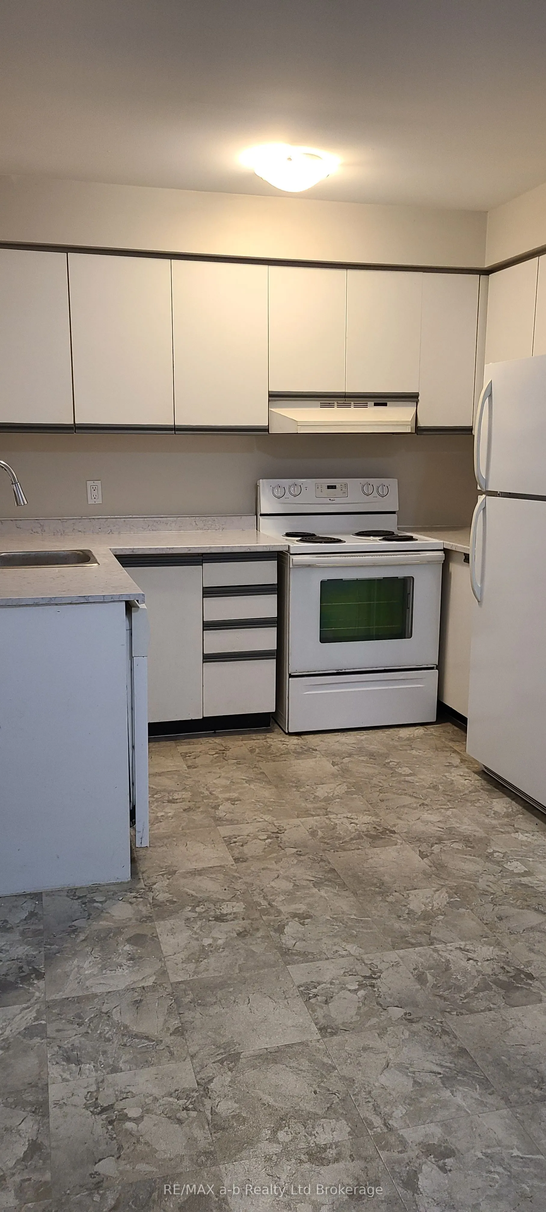 392 SPRINGBANK Avenue, #4