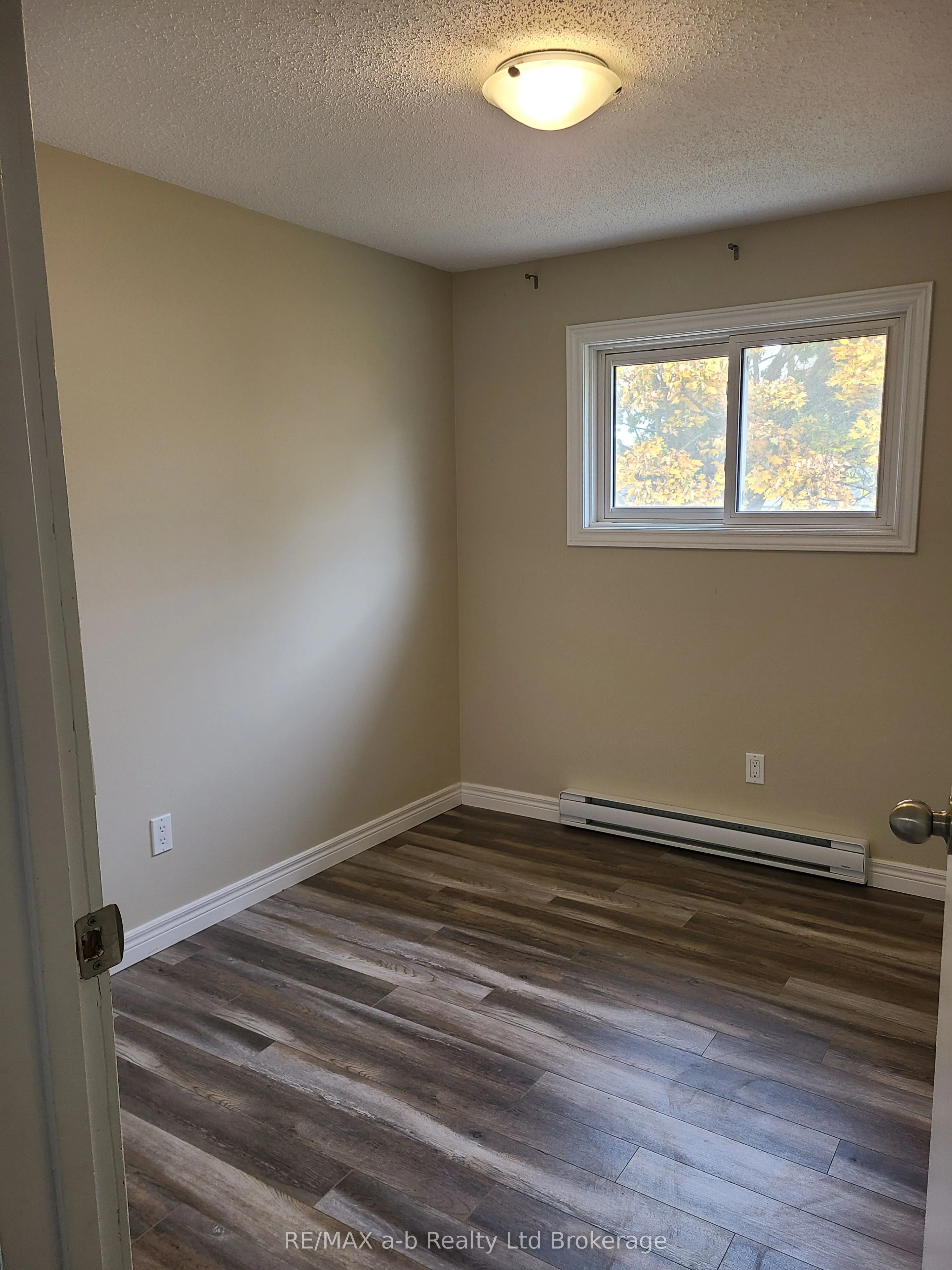 392 SPRINGBANK Avenue, #4