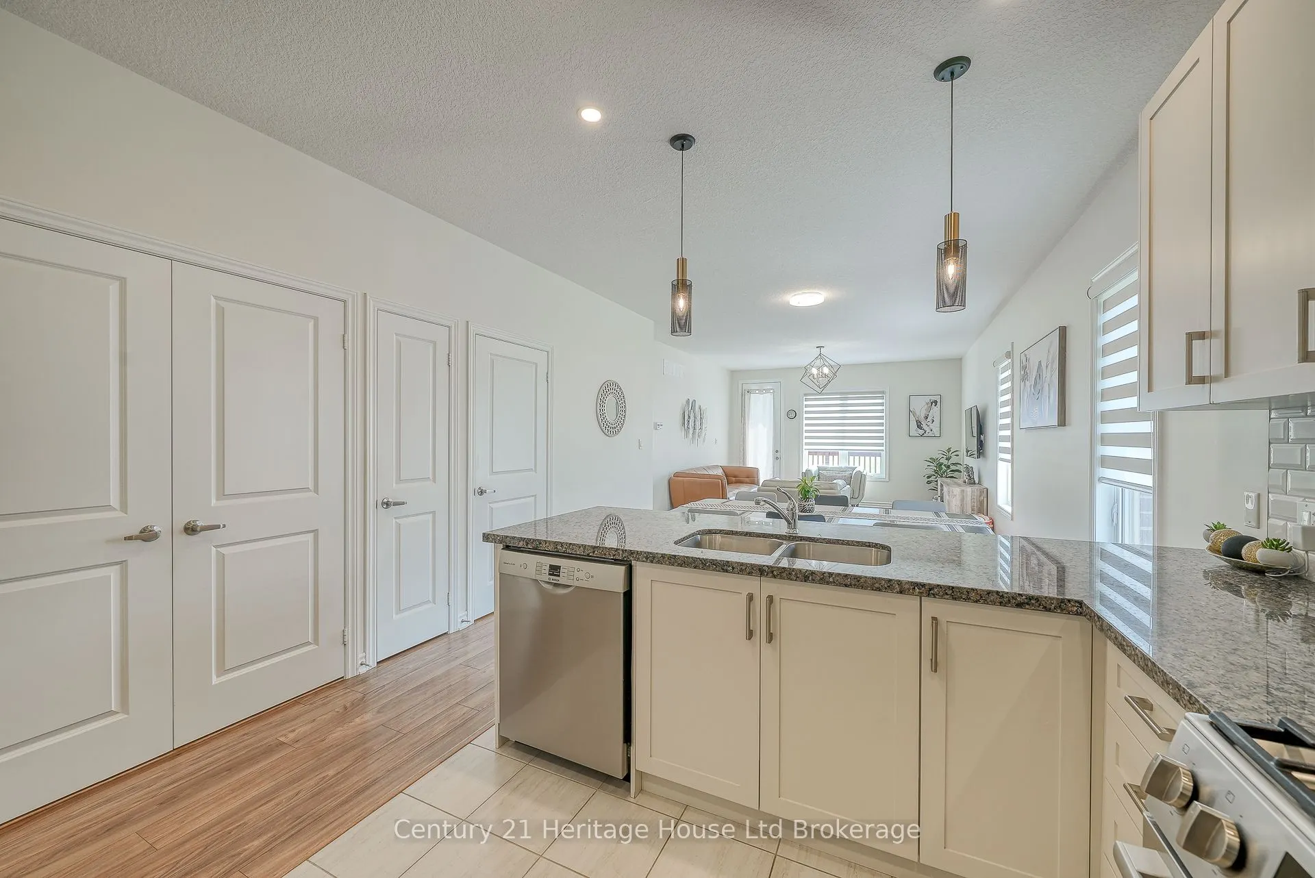 37 Harvest Avenue