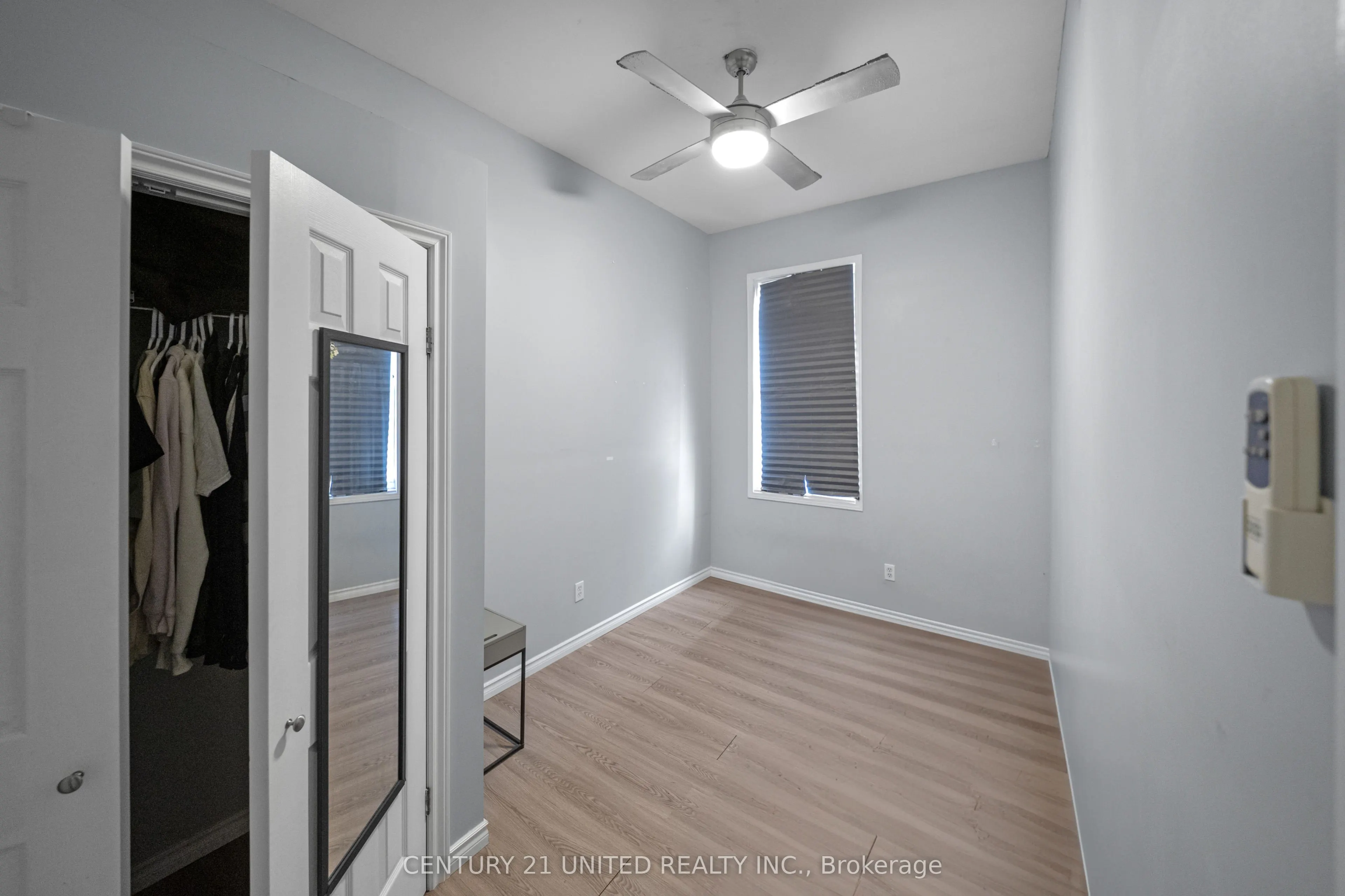 283 George Street N