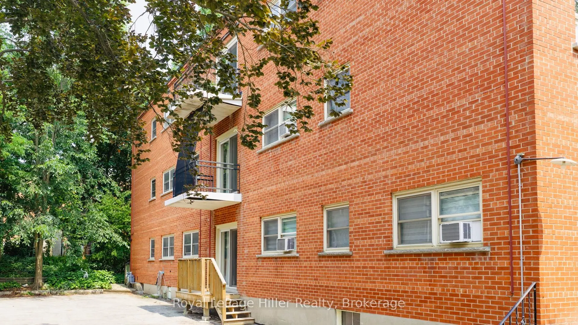 98 William Street