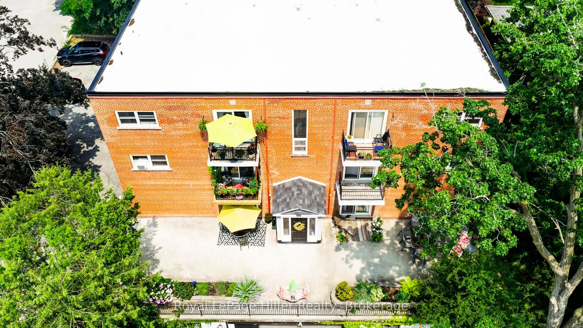 98 William Street