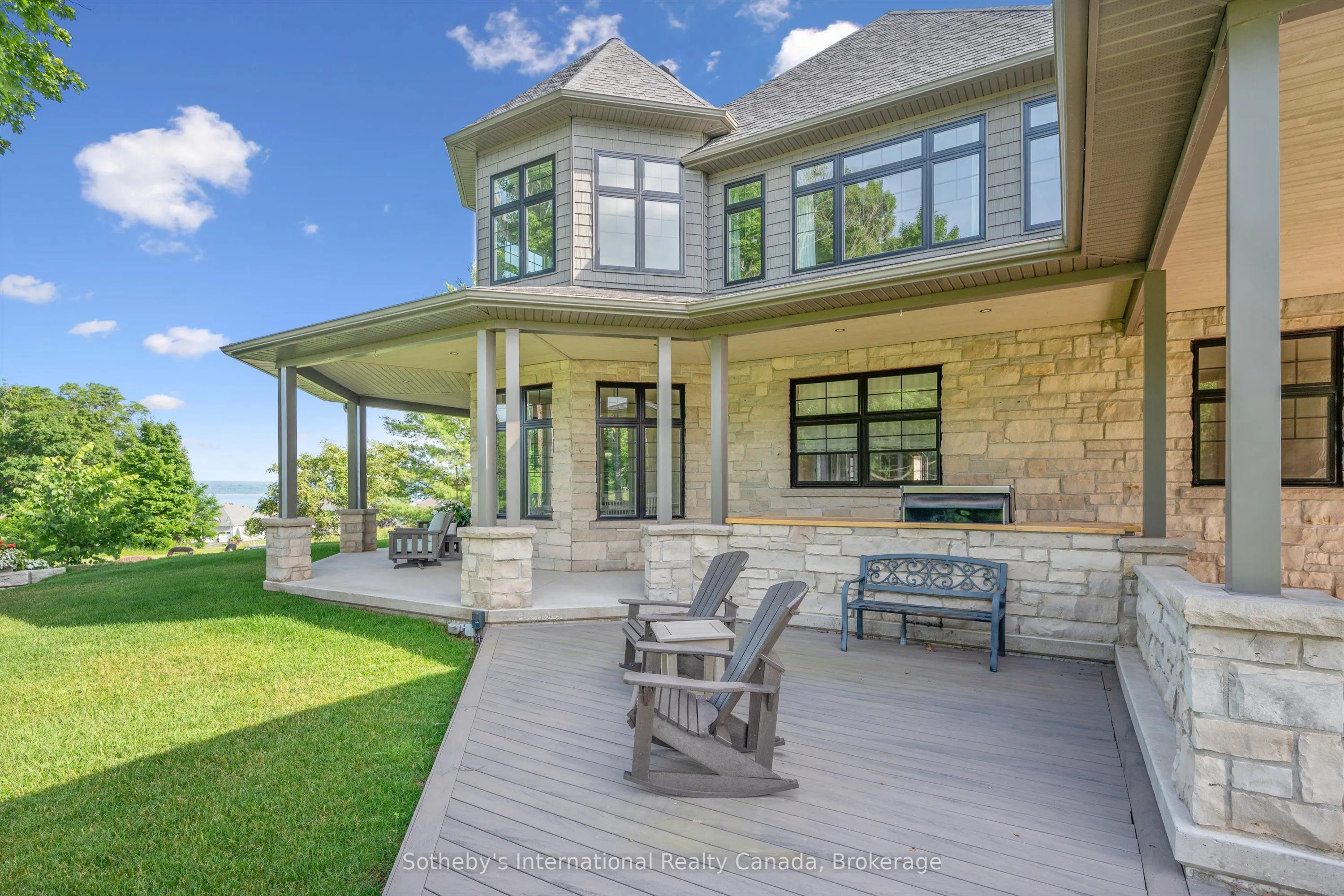 511 Algonquin Trail