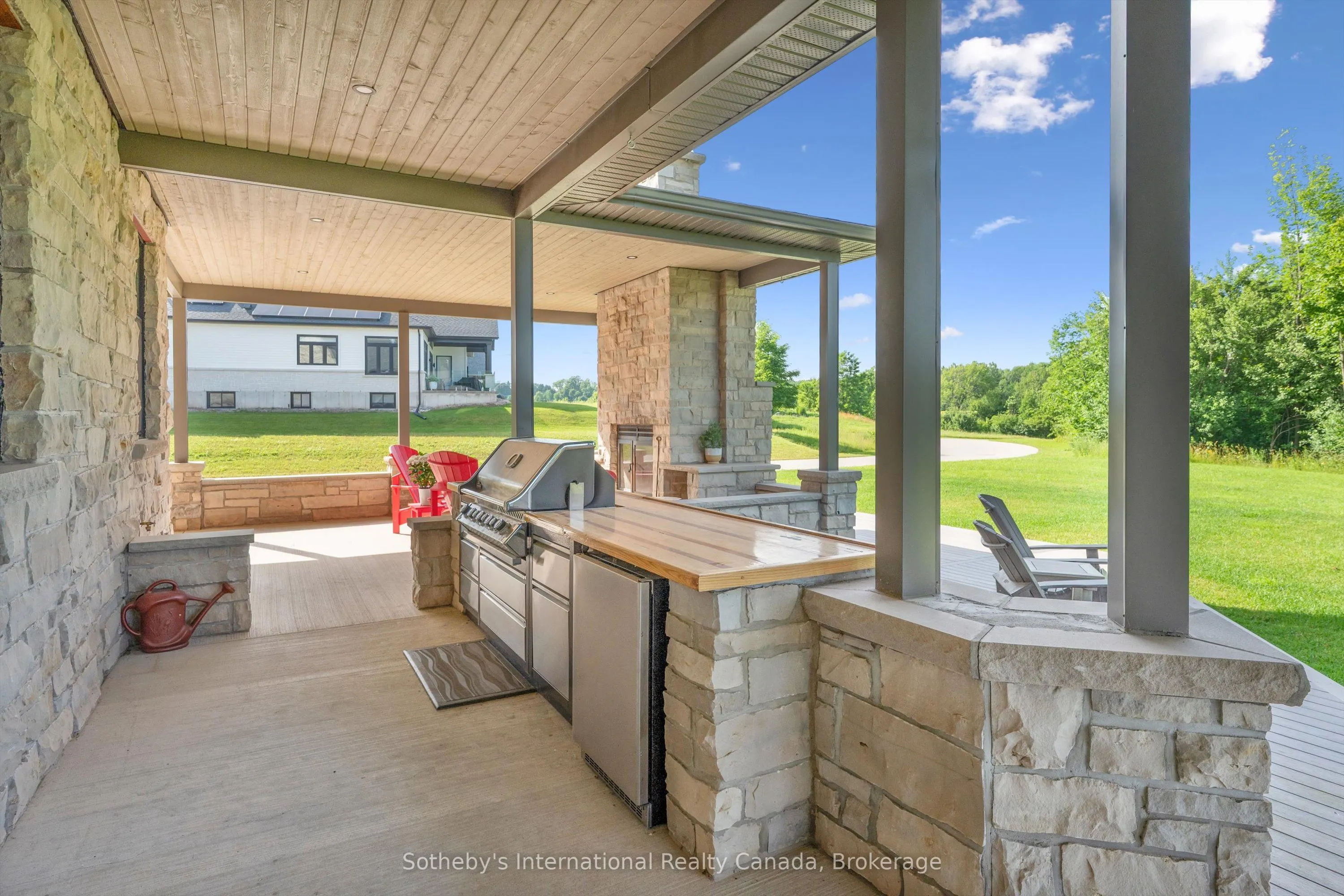 511 Algonquin Trail