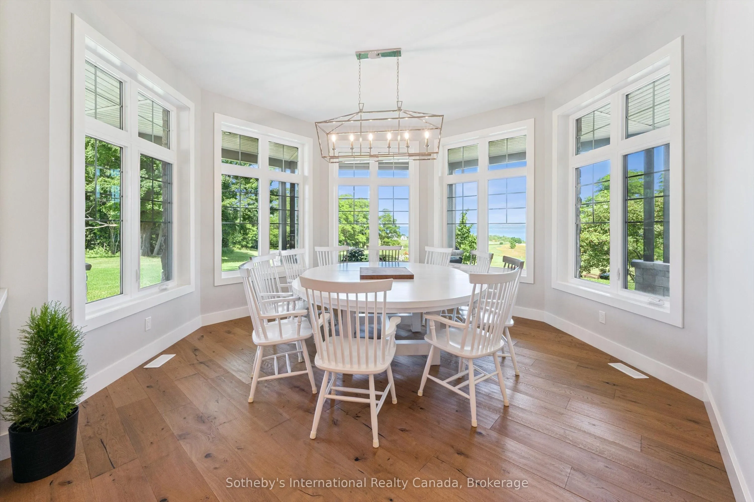 511 Algonquin Trail