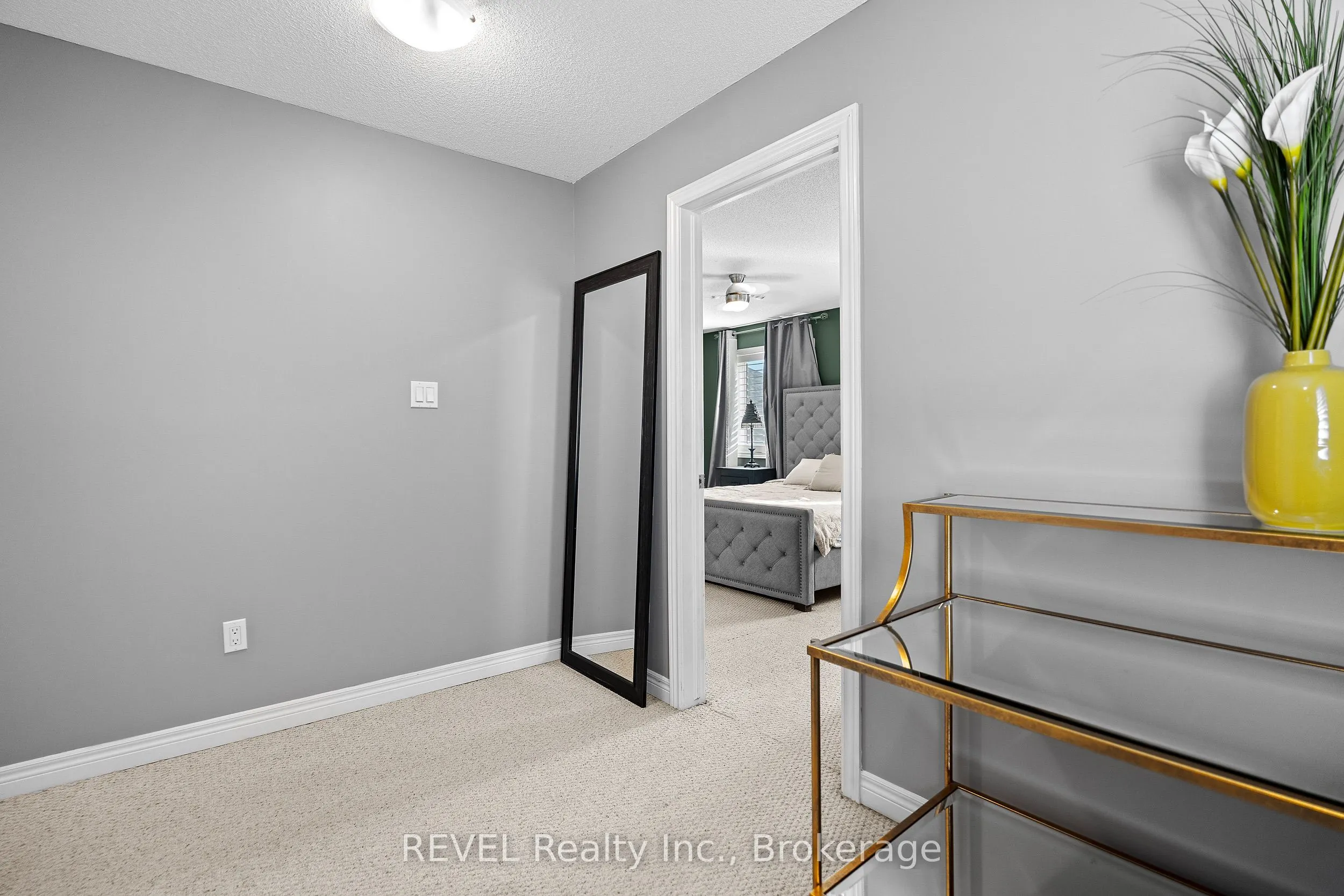 380 Lake Street, #17