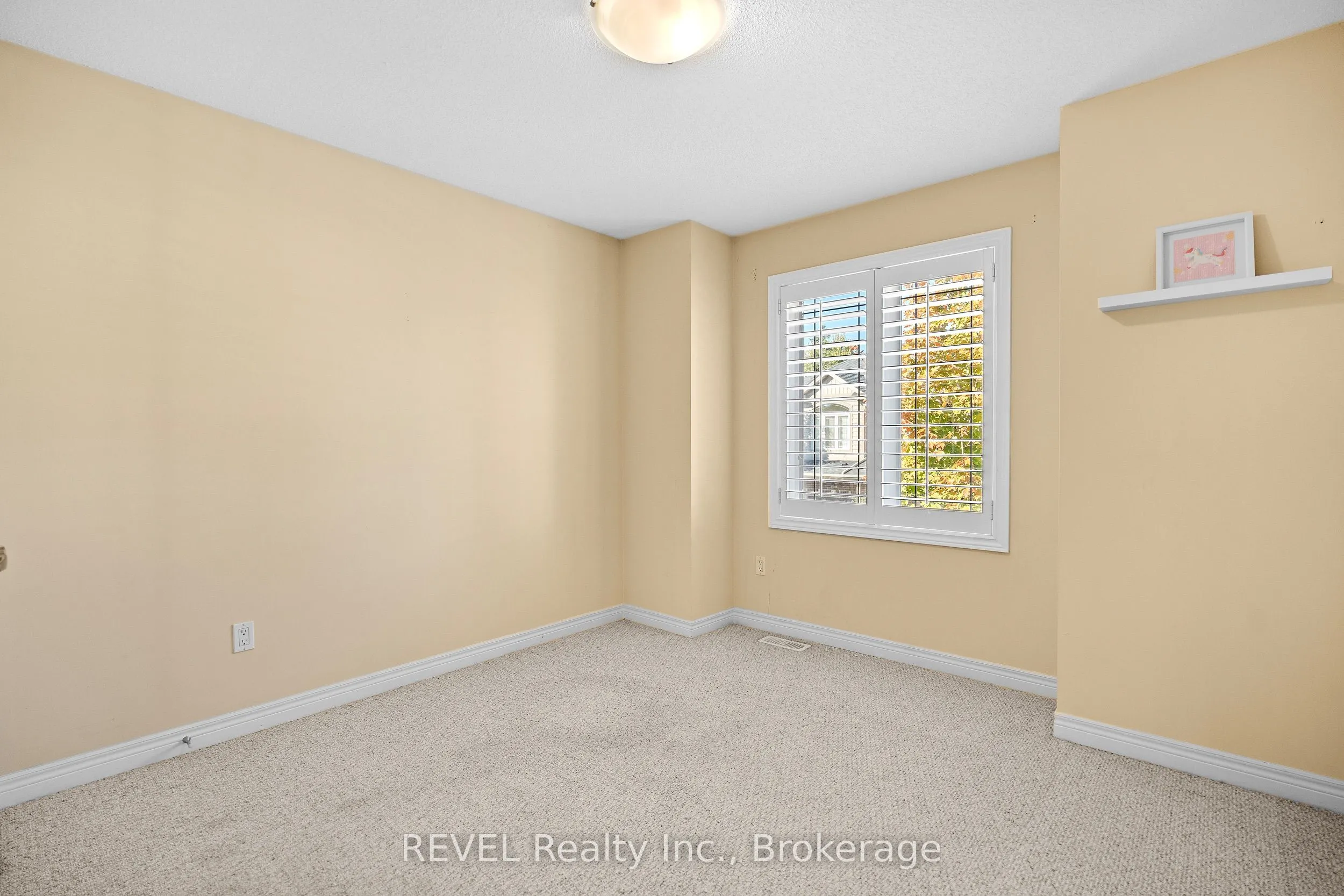 380 Lake Street, #17