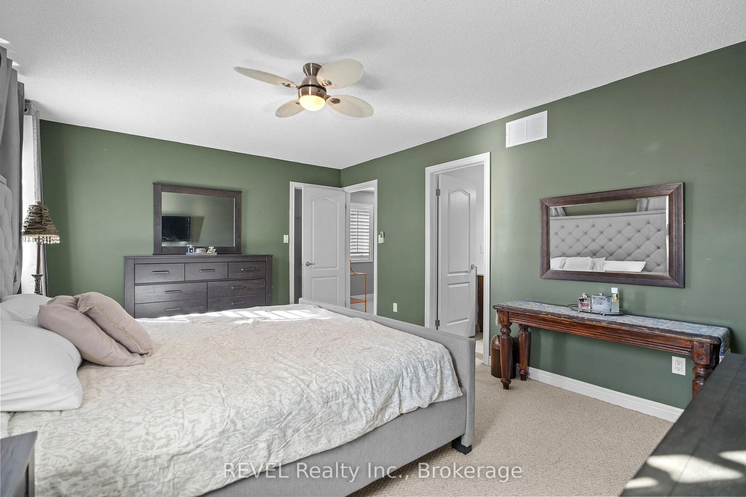 380 Lake Street, #17