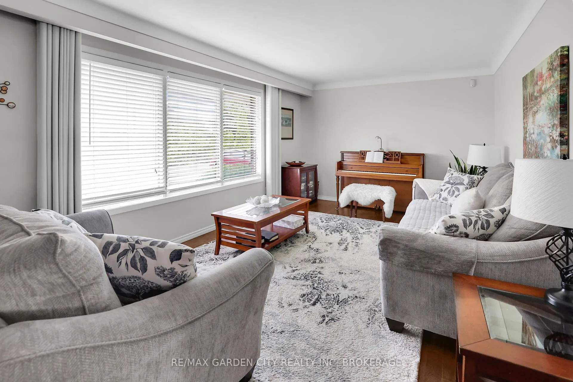 4399 Fifteenth Street