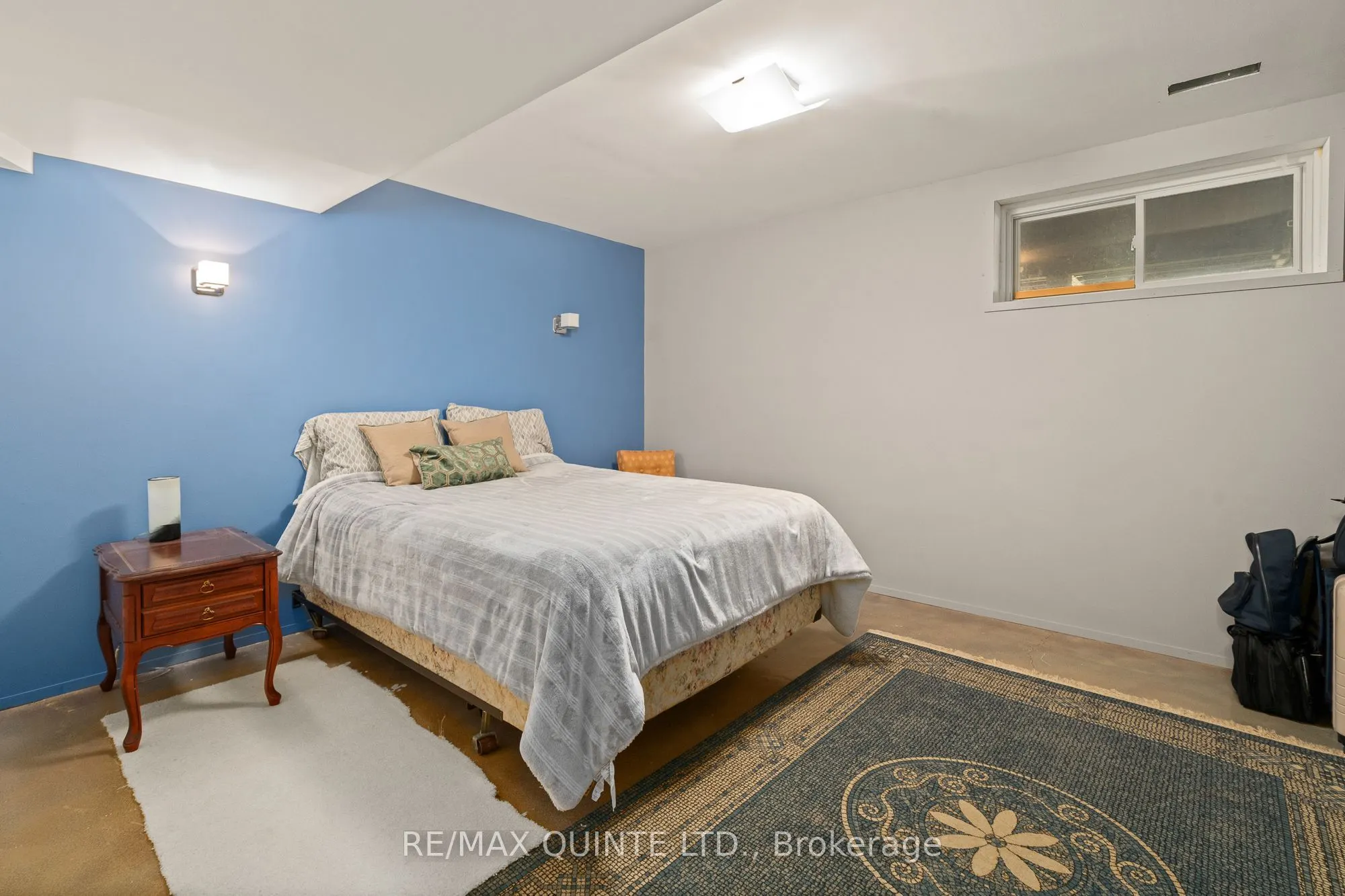100 Bay Breeze Street