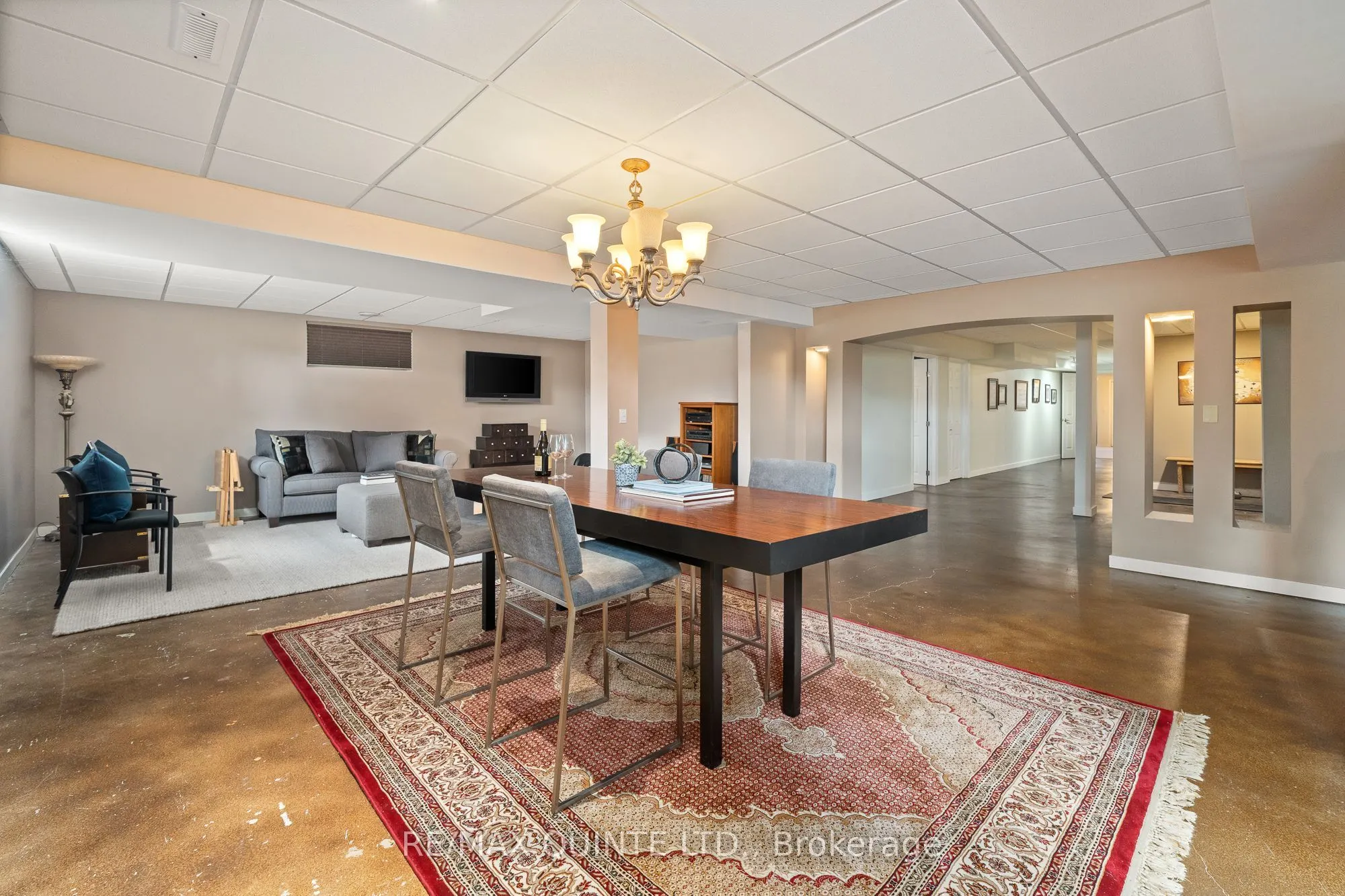 100 Bay Breeze Street
