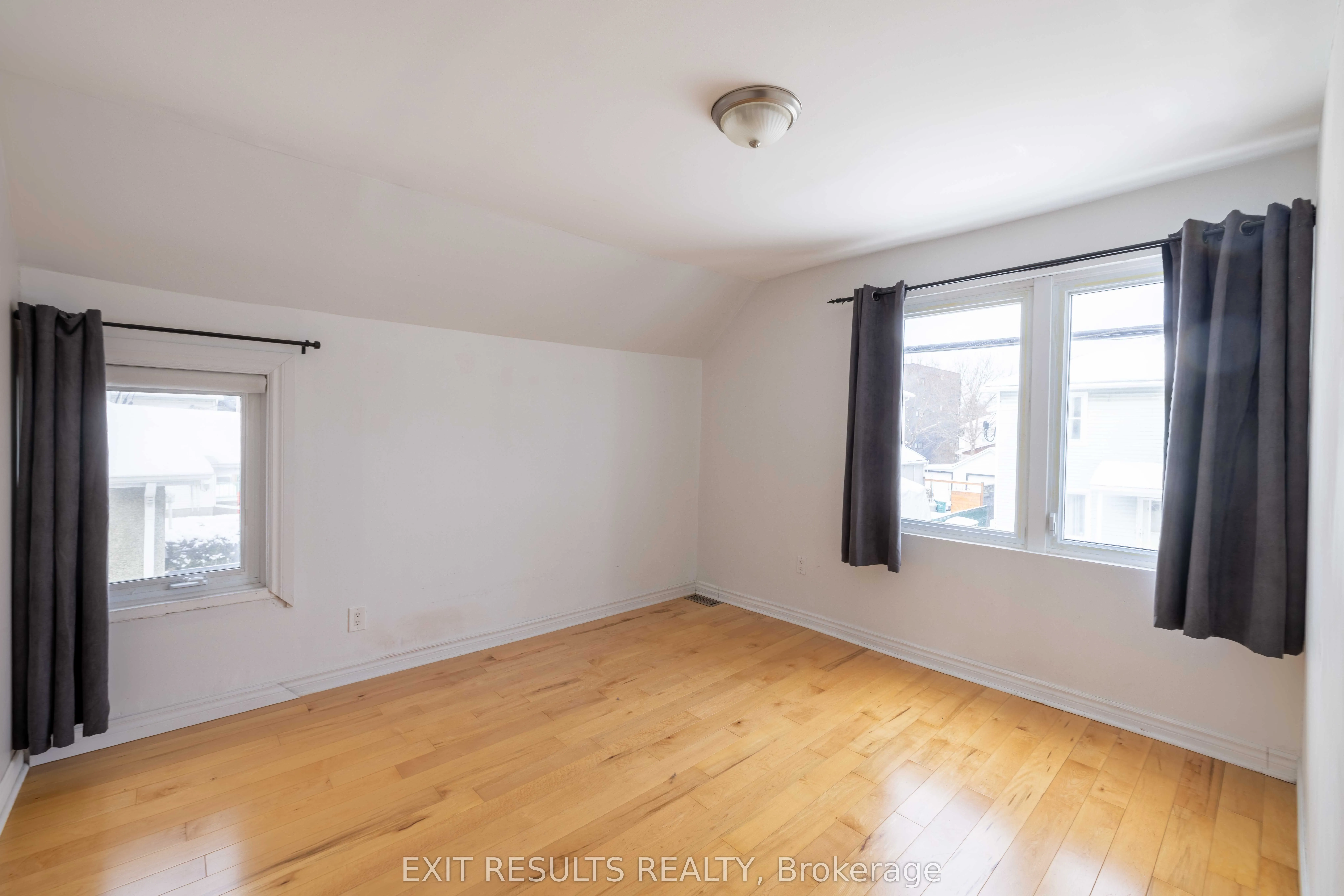 292 RICHELIEU Avenue