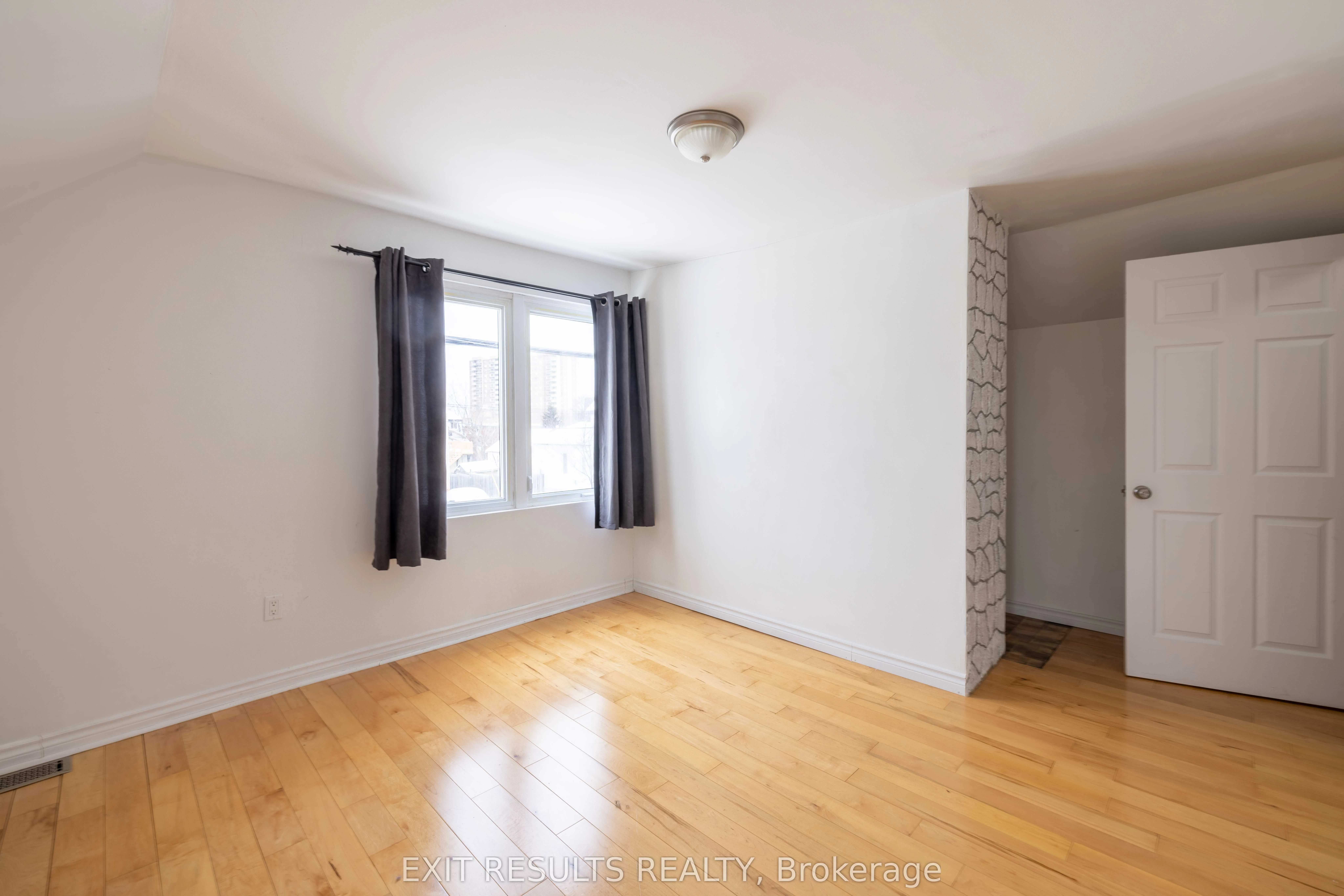 292 RICHELIEU Avenue