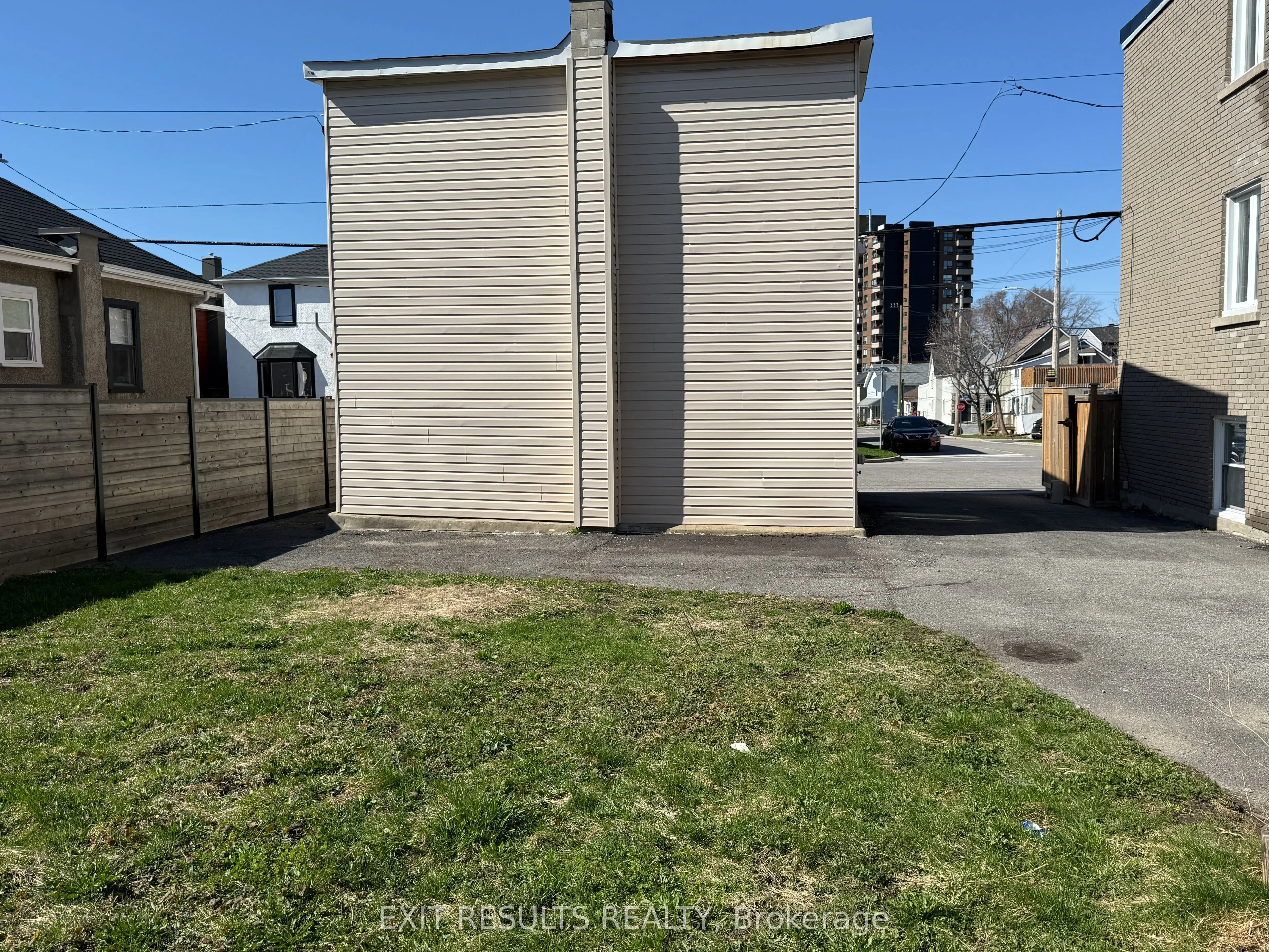 292 RICHELIEU Avenue