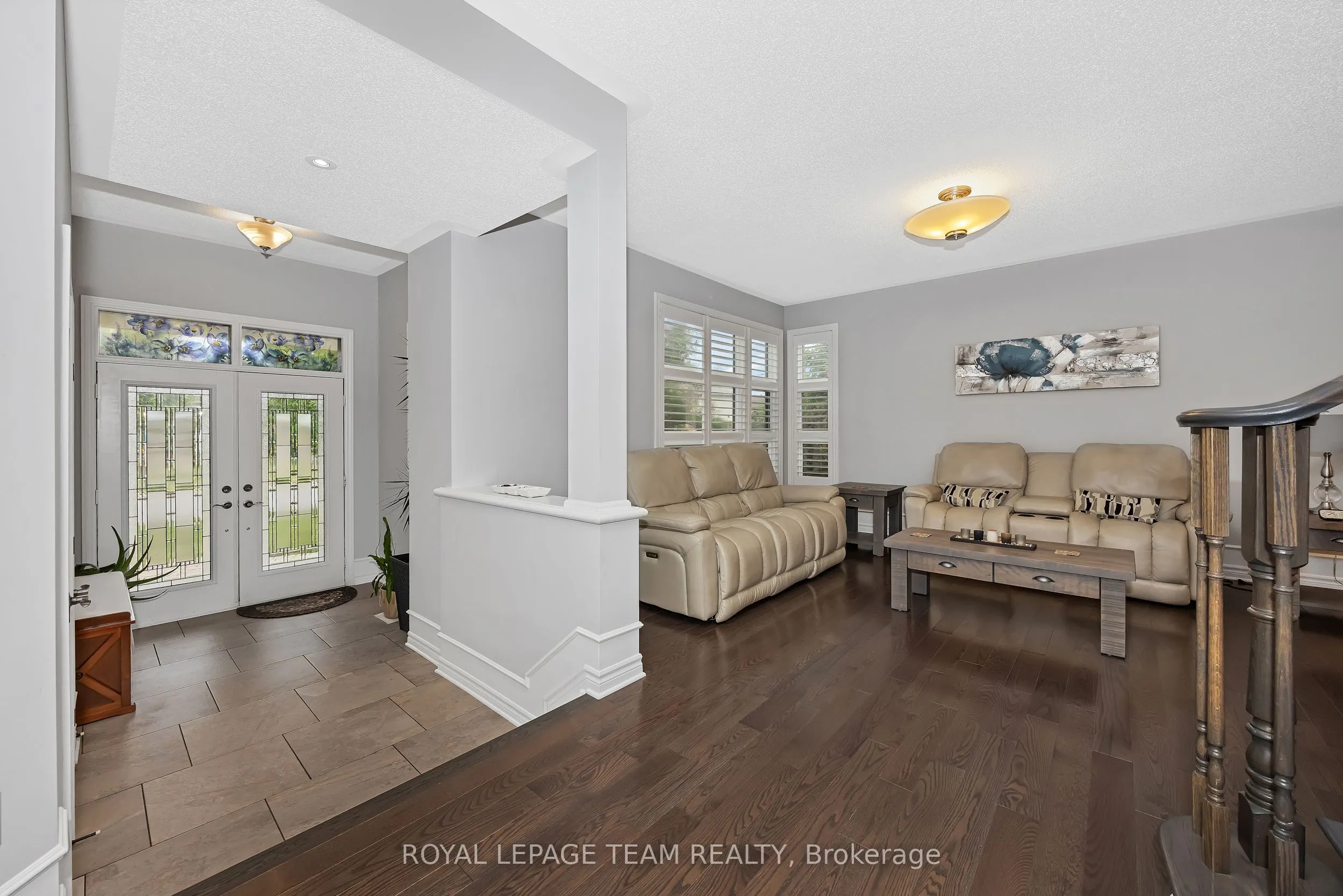 51 Bridle Crest Court