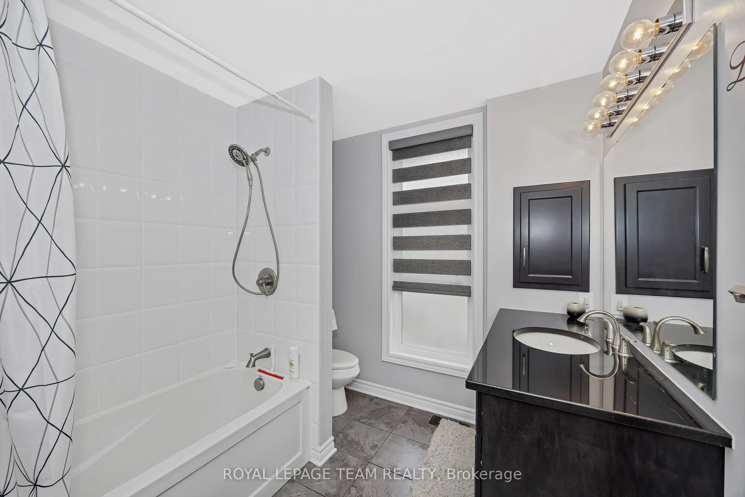 51 Bridle Crest Court
