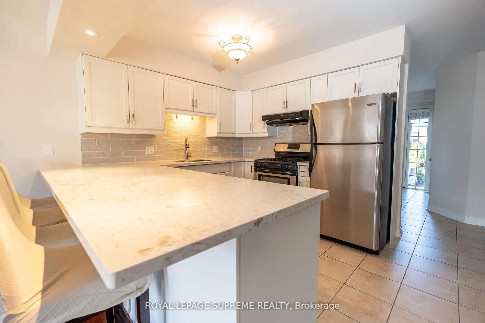31 1/2 Thorold Road