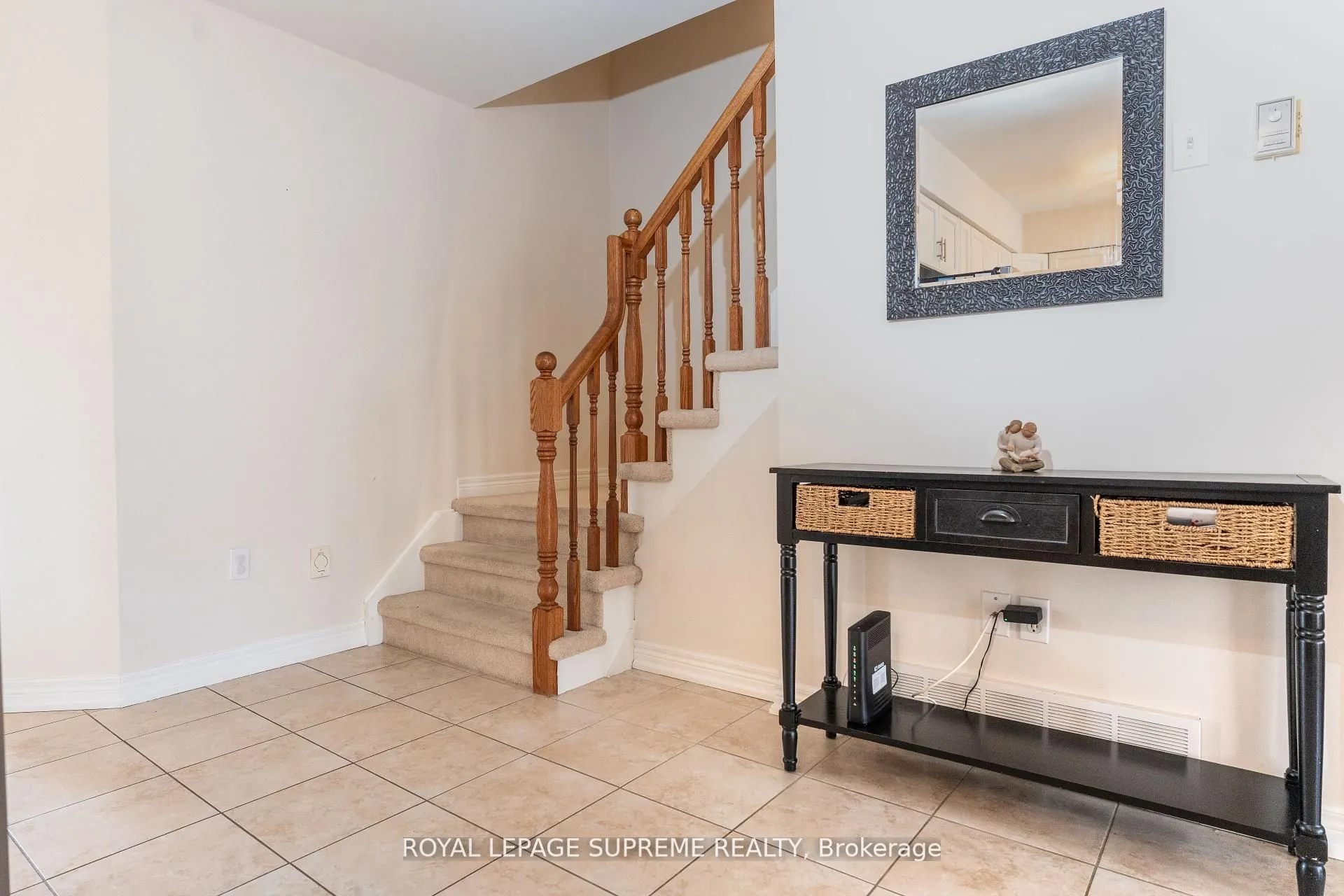 31 1/2 Thorold Road
