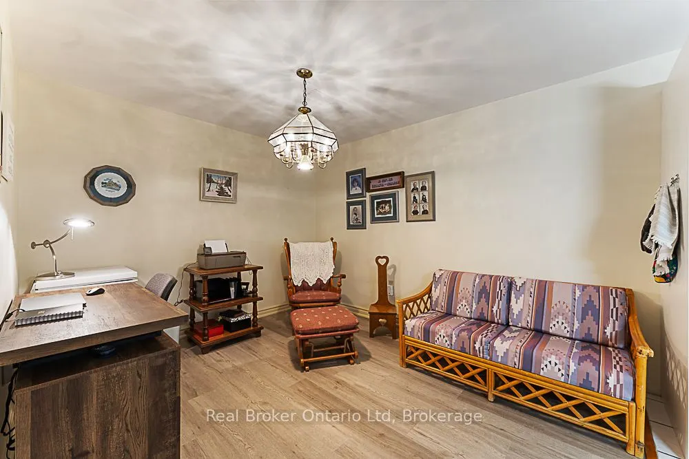 2555 3rd Avenue W #310