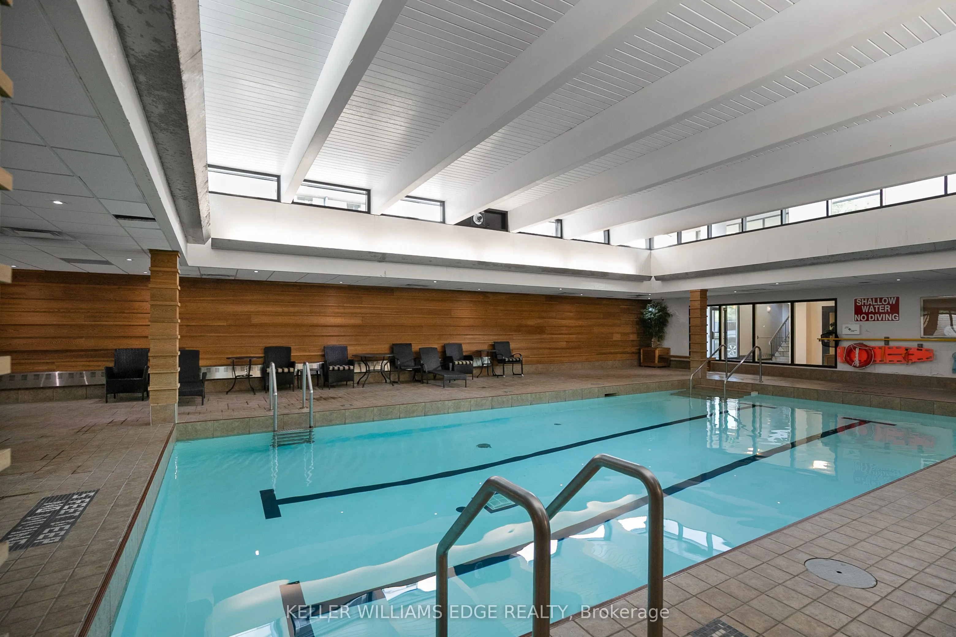 150 Charlton Avenue E, #2206