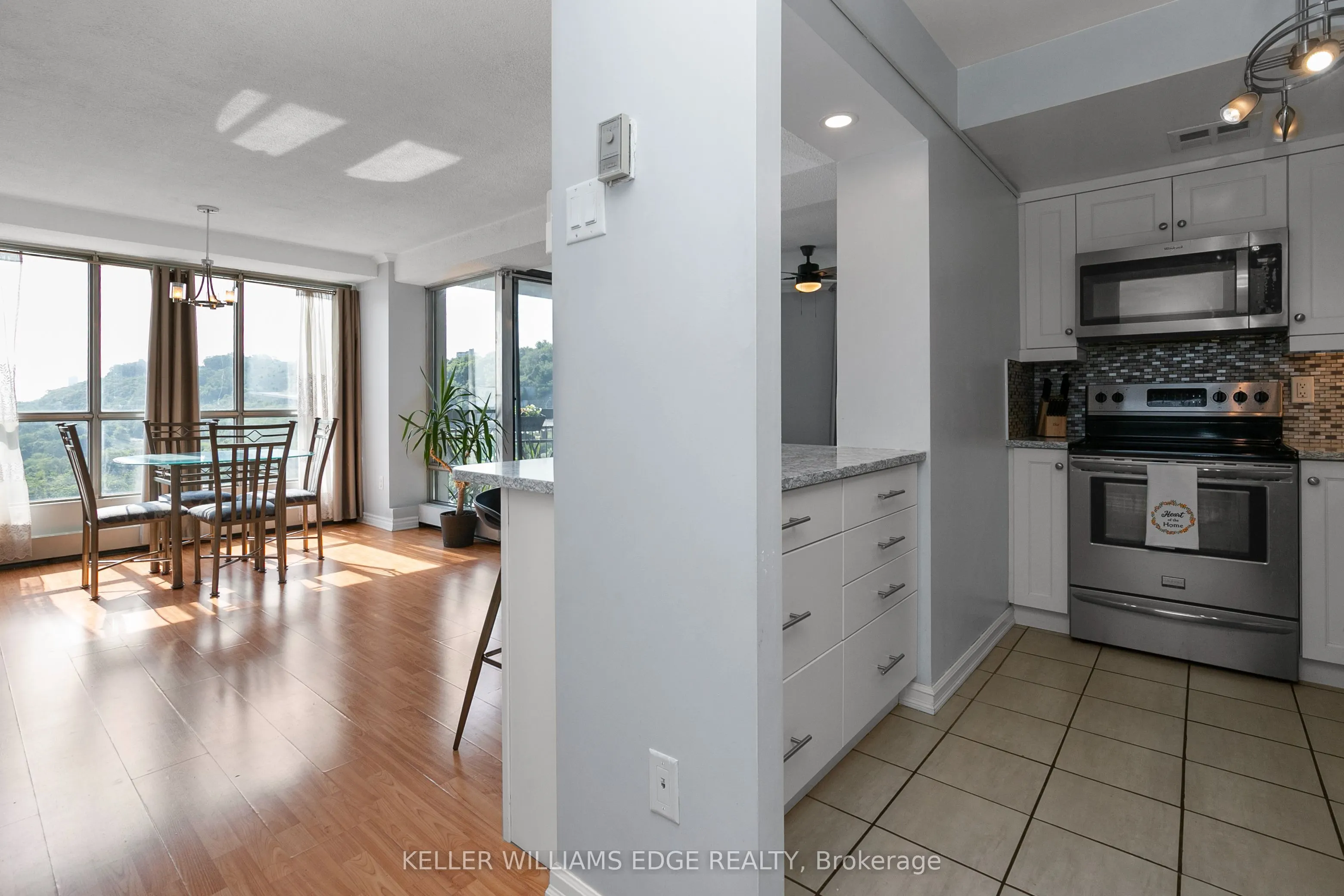 150 Charlton Avenue E, #2206