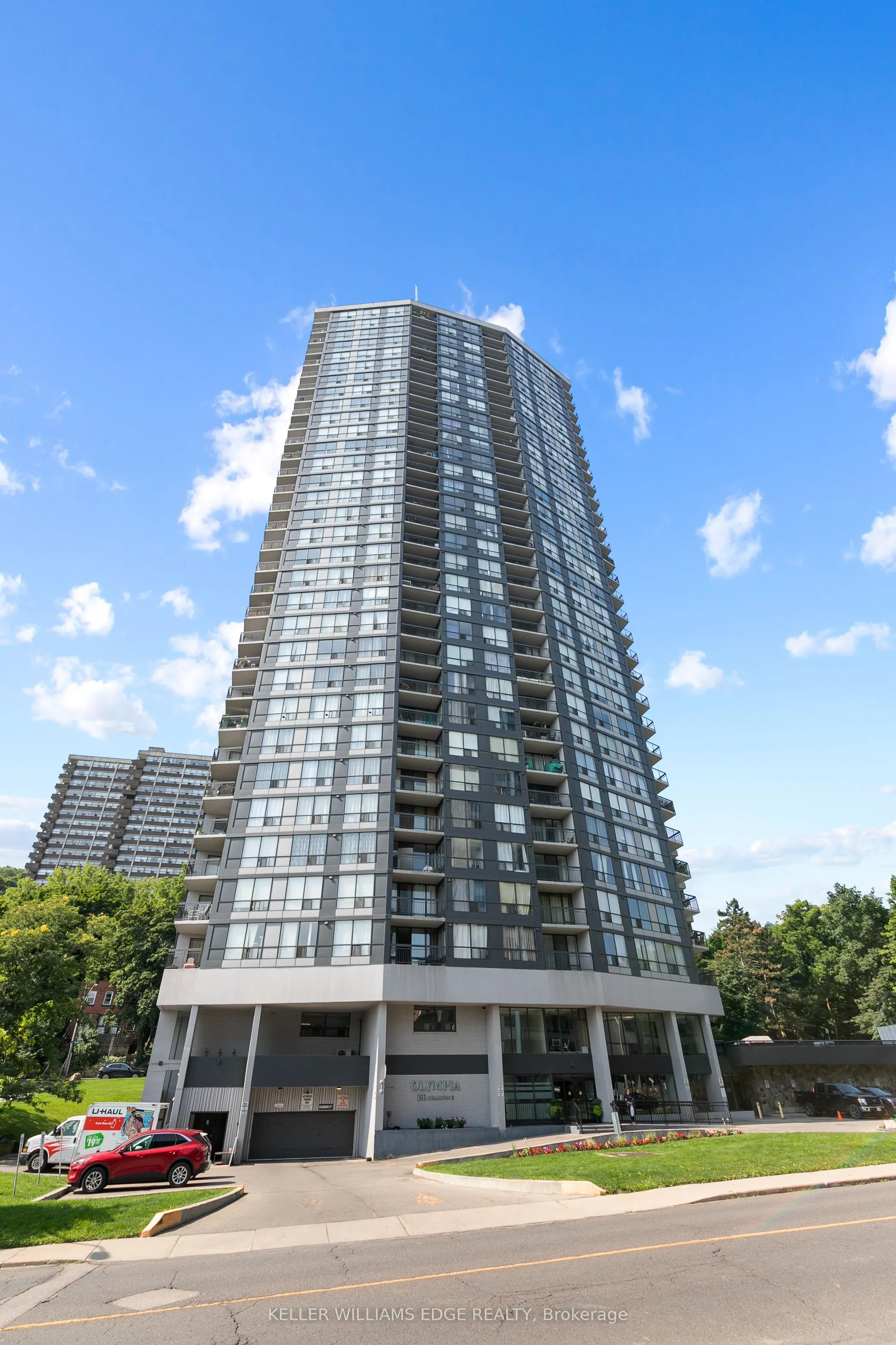 150 Charlton Avenue E, #2206